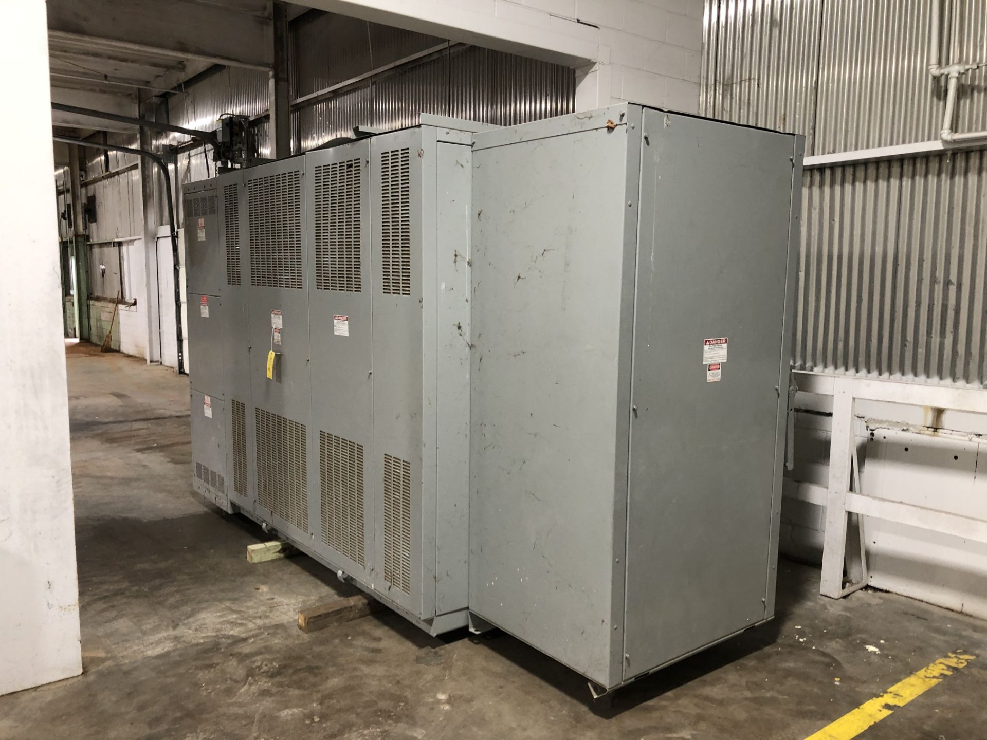 GE Transformer, Serial# P104153-DS00778001, NEMA Class AA Dry Type Transformer, 1000/1333 KVA, 12, - Image 8 of 9