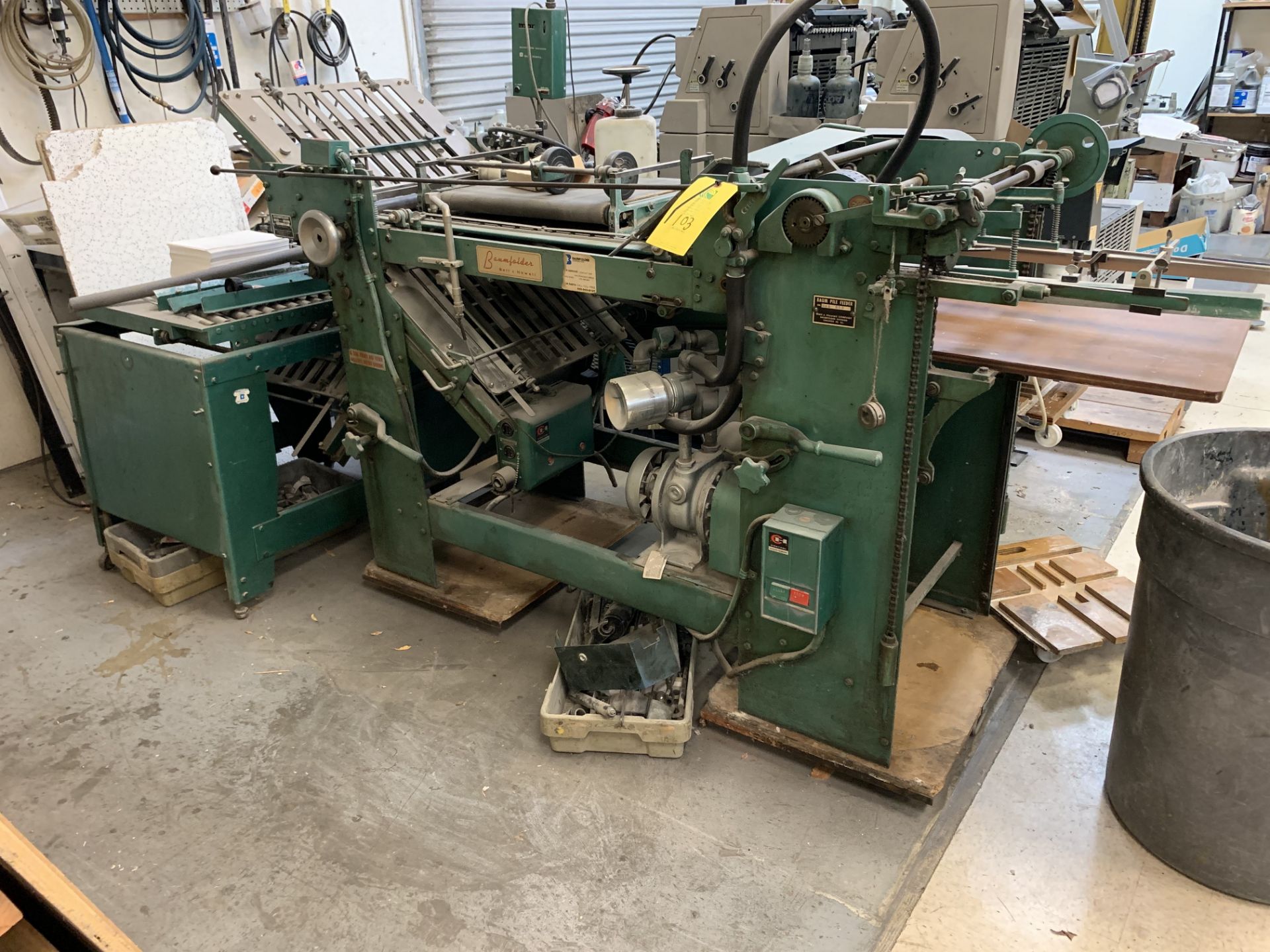 Baumfolder Model 3PAR 20 x 26 S/N JA$ 210 with Pile Feeder