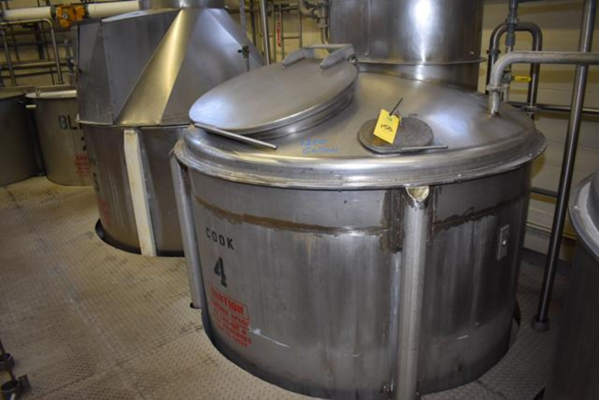 Langsenkamp 1200 Gallon Capacity, 6' Diameter x 8' Deep Stainless Steel Cook Tank, Equipped with
