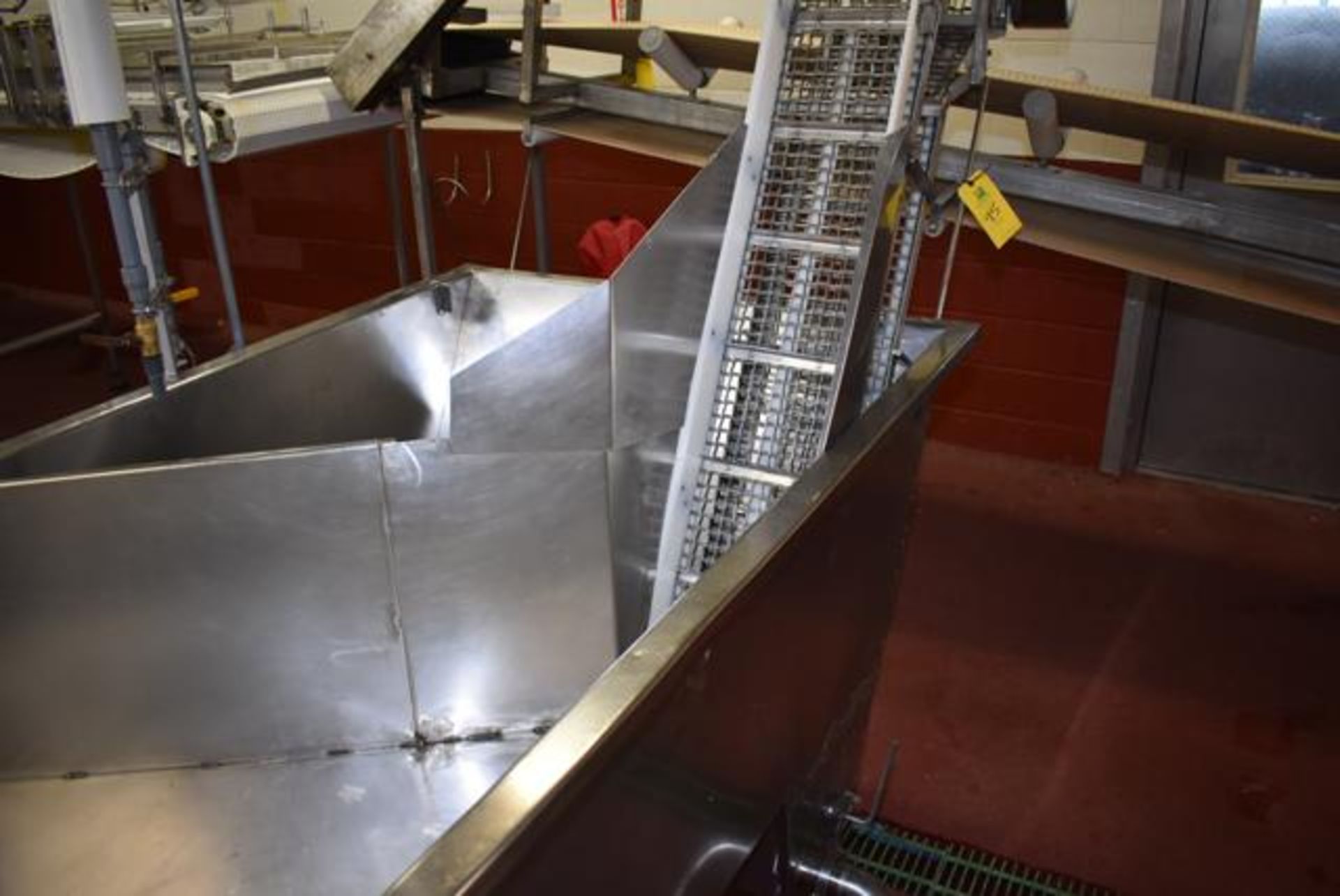 Stainless Steel Hold Tank, 4'X 8', with 8' X 12" Wide Conveyor and Drive, Loading Fee: $450 - Image 3 of 4