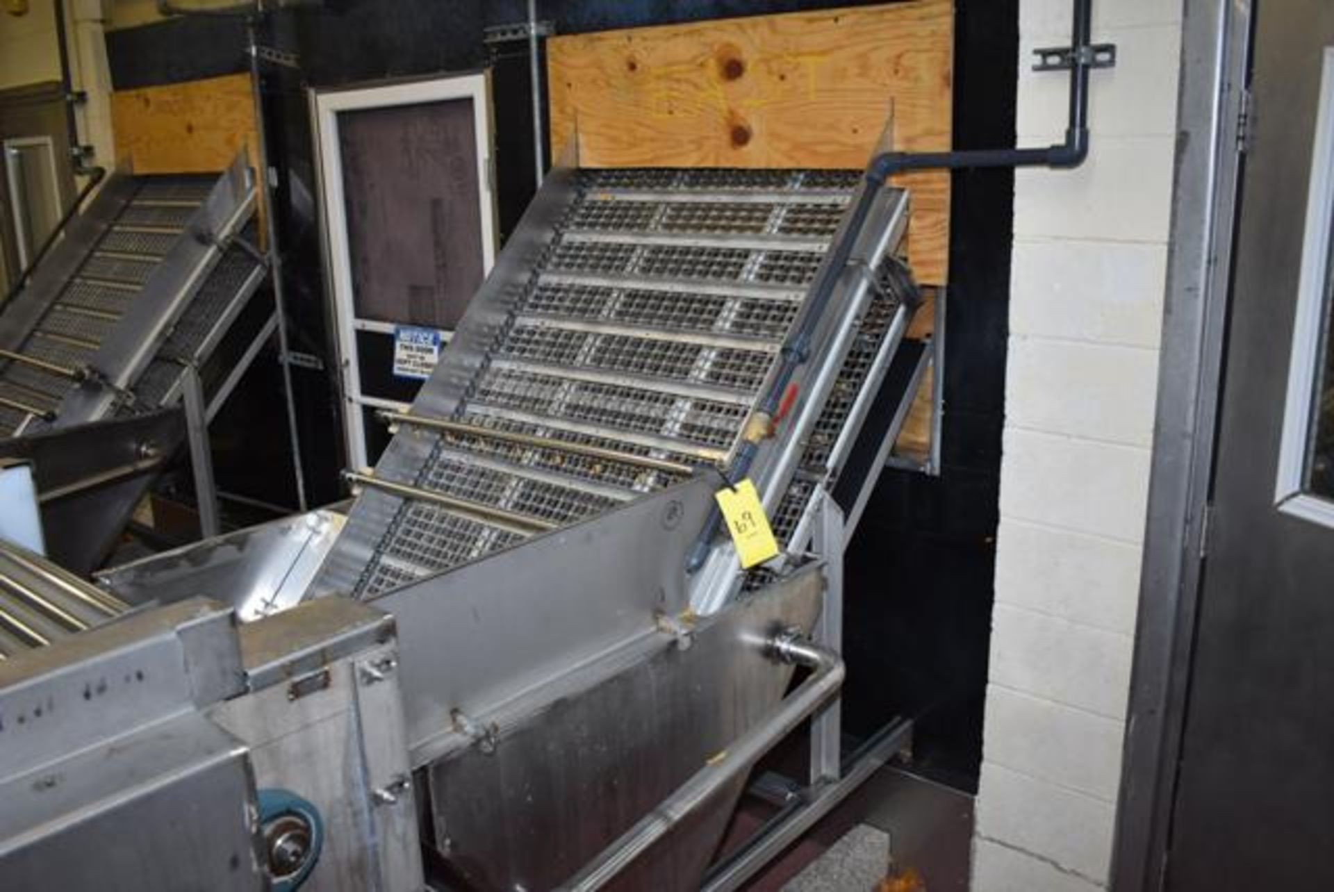 Stainless Steel Incline Conveyor, 40" Wide, SS Belt, Loading Fee: $1250