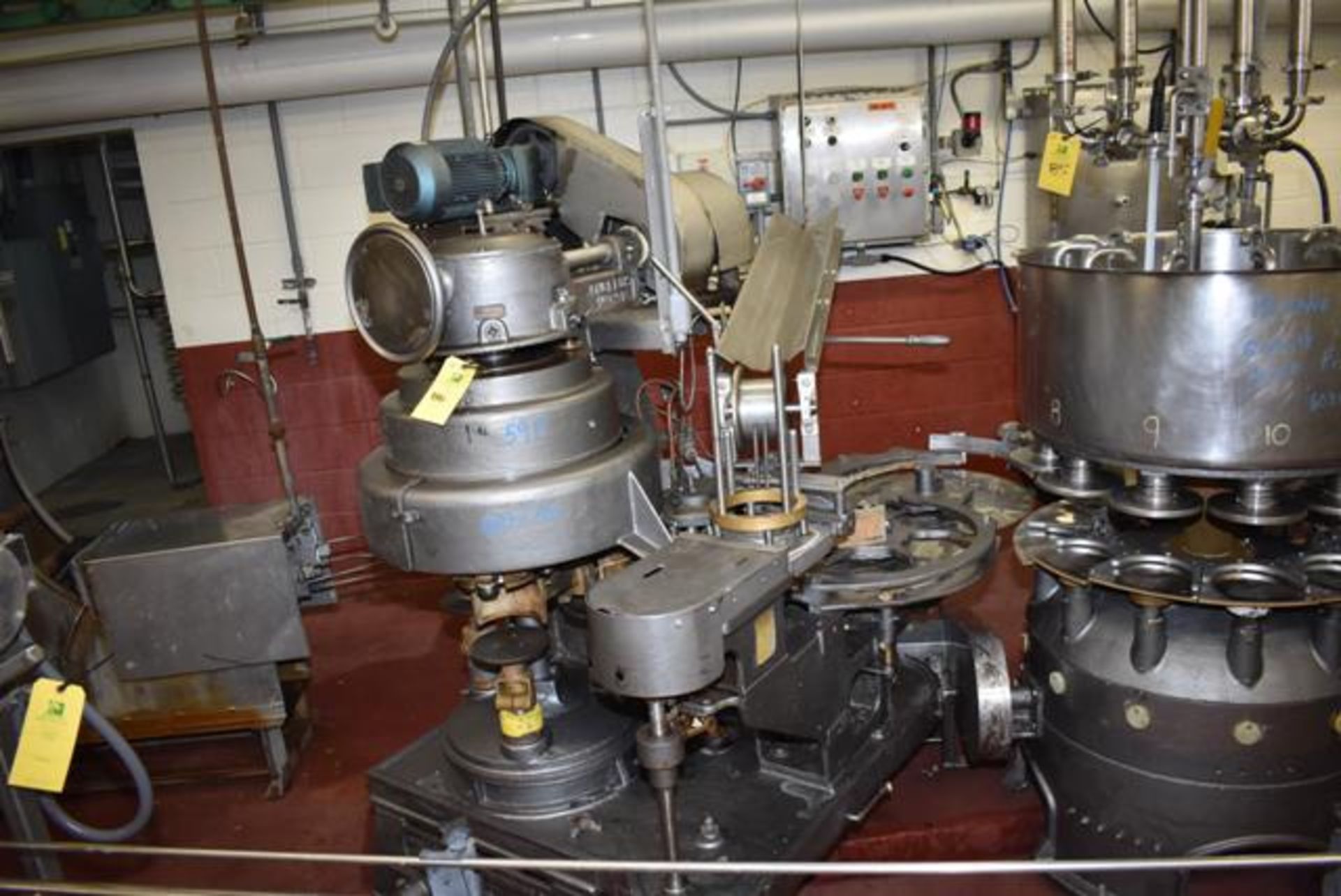 Angelus Model 59-P Steam Flow, Disc Feed Seamer, 603 x 700, Loading Fee: $750