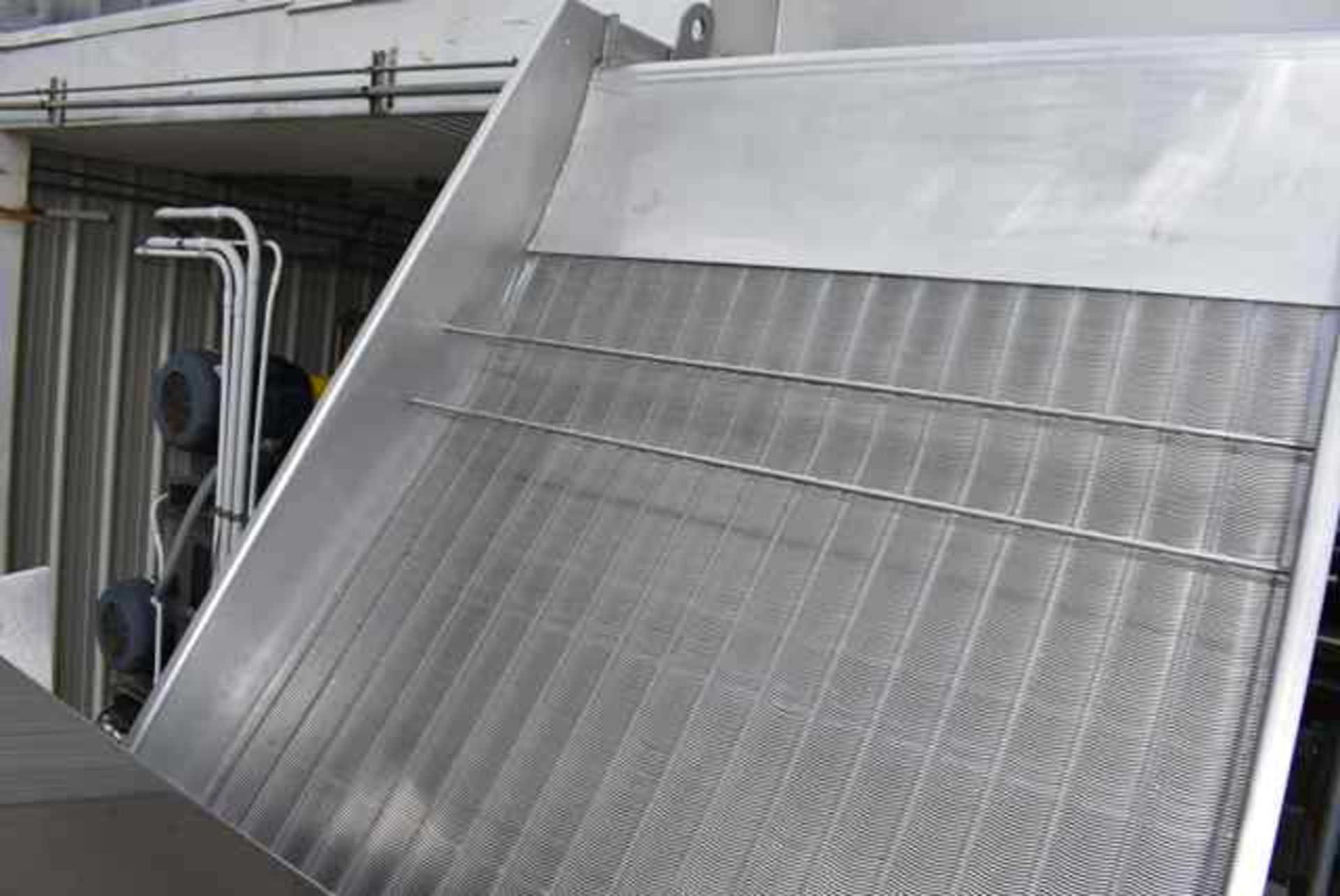 Alard 36"W x 42"H Stainless Steel Hydrasieve, Platform & Stairs, Loading Fee: $1200 - Image 2 of 3