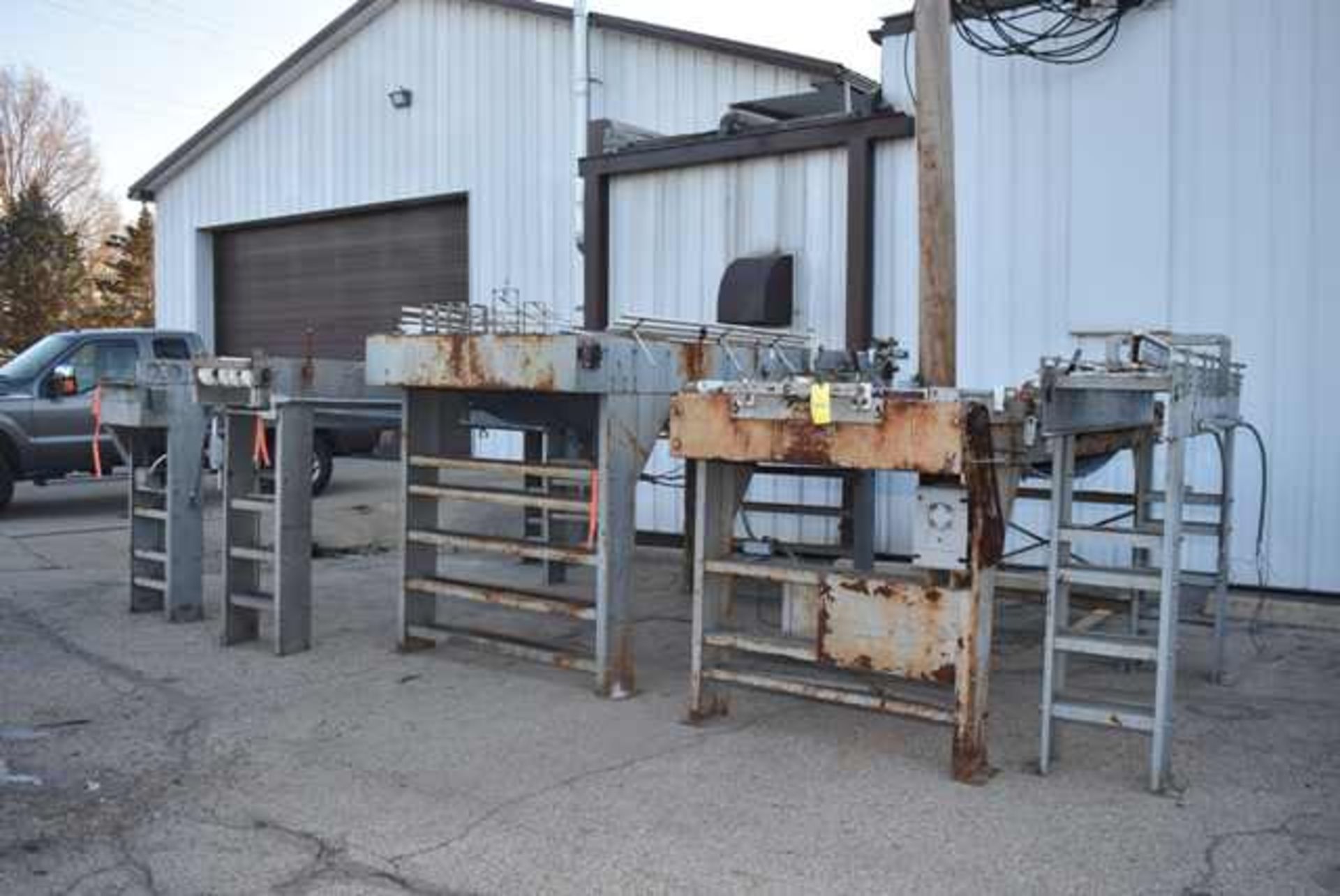 (5) Sections Conveyor, 8' Length to 10' Length, Assorted, Loading Fee: $375