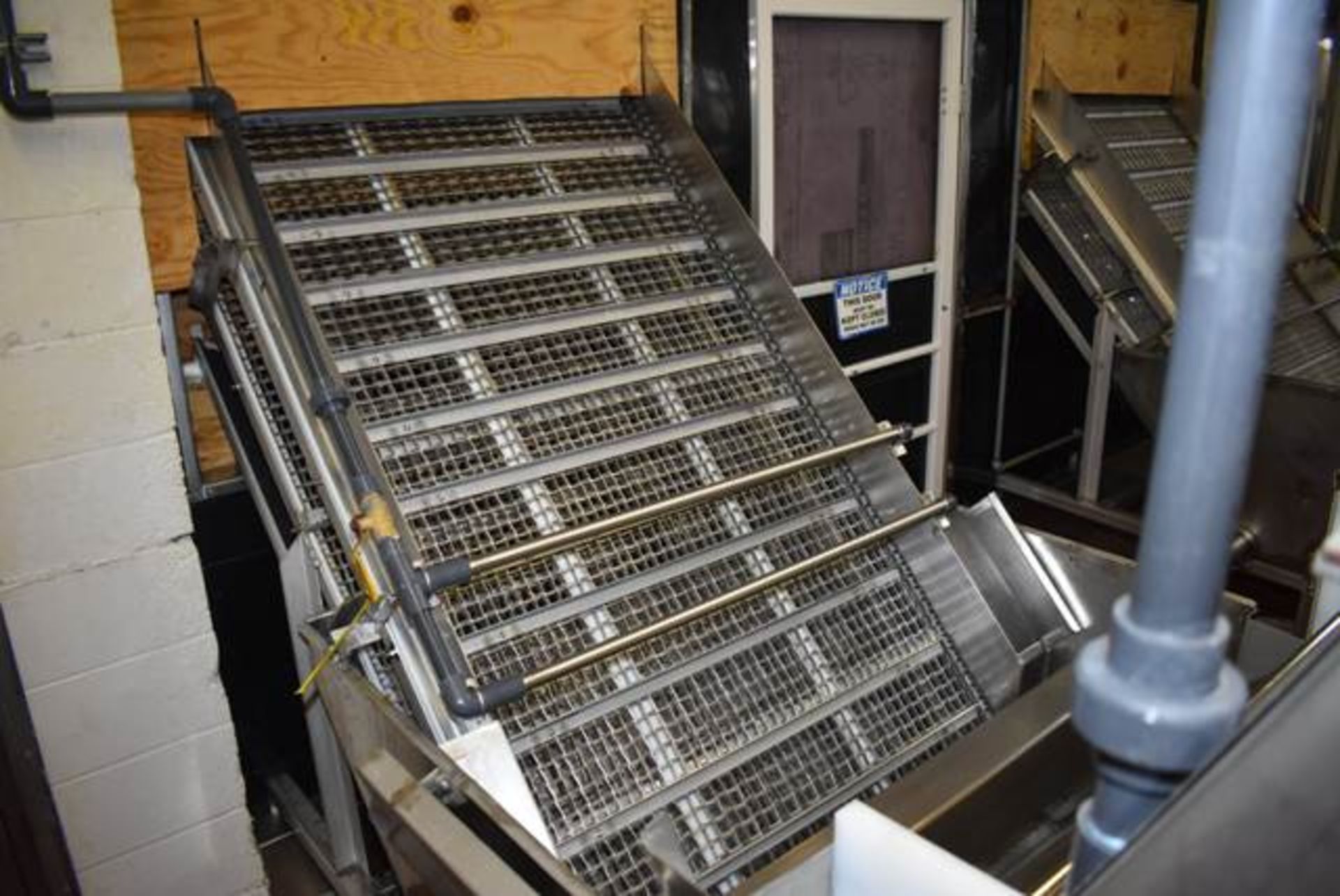 Stainless Steel Incline Conveyor, 40" Wide, SS Belt, Loading Fee: $1500 - Image 3 of 4