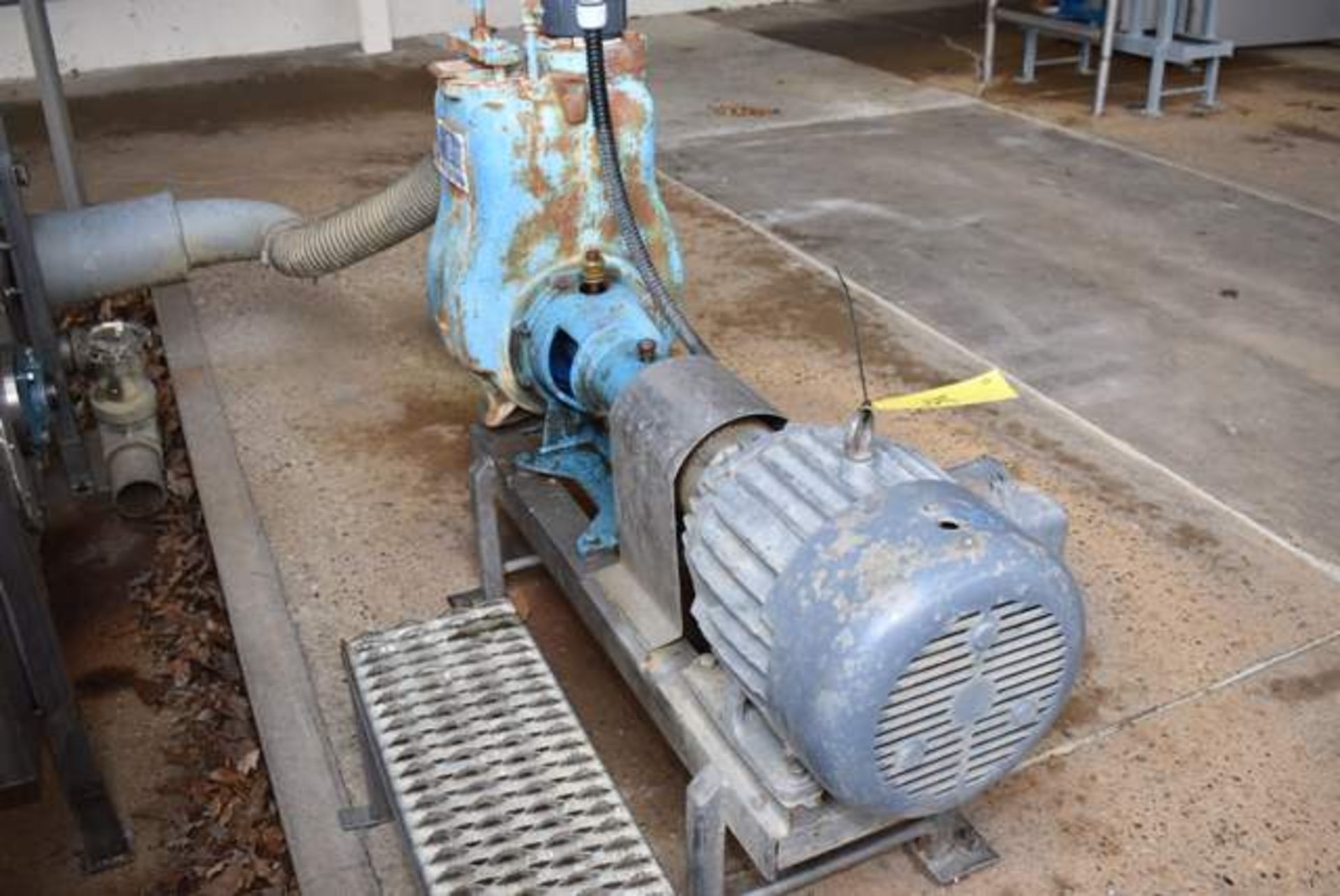 Gorman Rupp Model 14C20 -B, 4" Trash Pump, S/N 952701 , Equipped with l5HP Motor, Loading Fee: $250 - Image 2 of 3