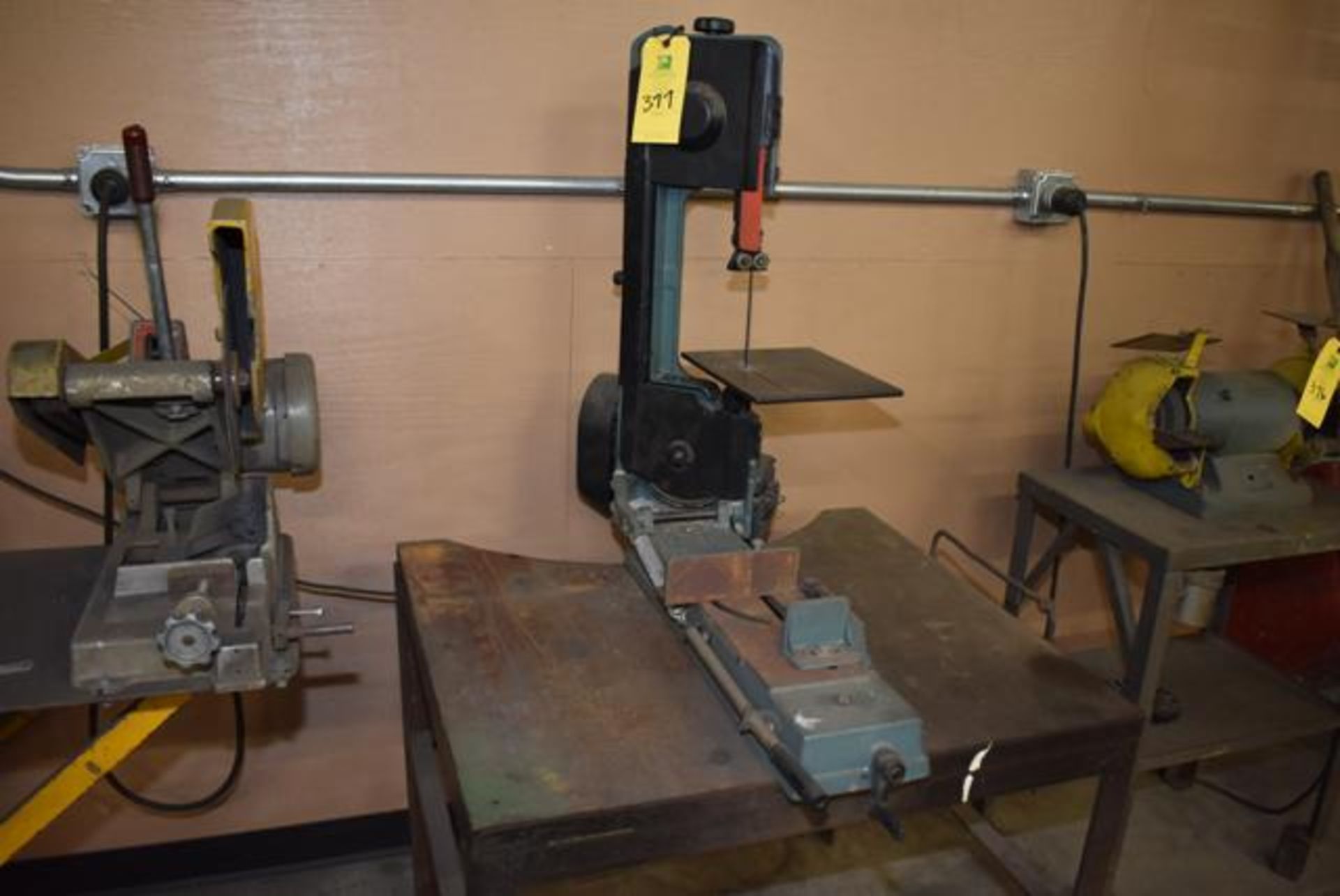 Lincoln Model #115 Band Saw 1/2" blade, Loading Fee: $75