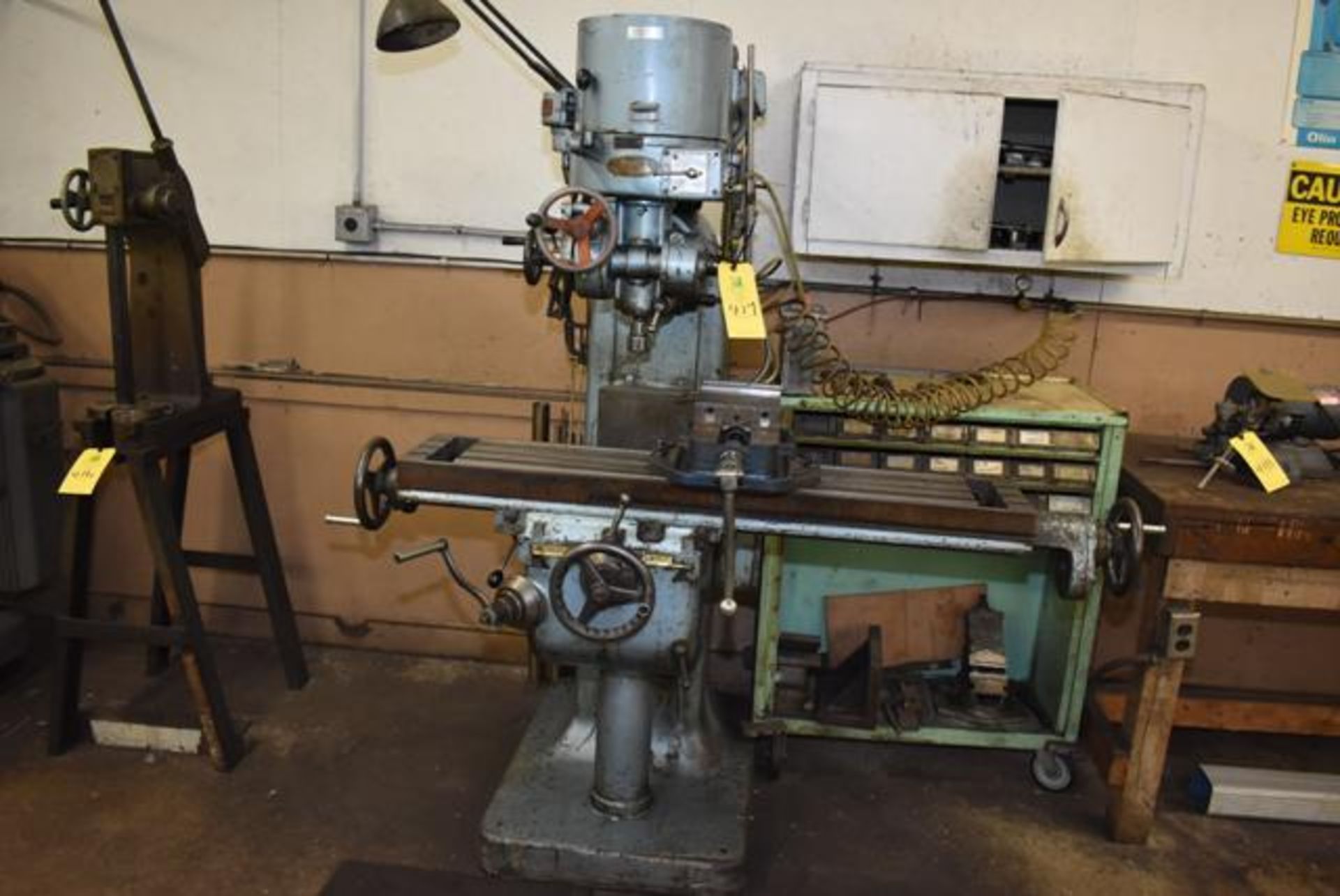 Index Model #55 Vertical Milling Machine, 9" x 46" Table, Machine Vise, SN 55-8209, Cabinet w/ - Image 2 of 3