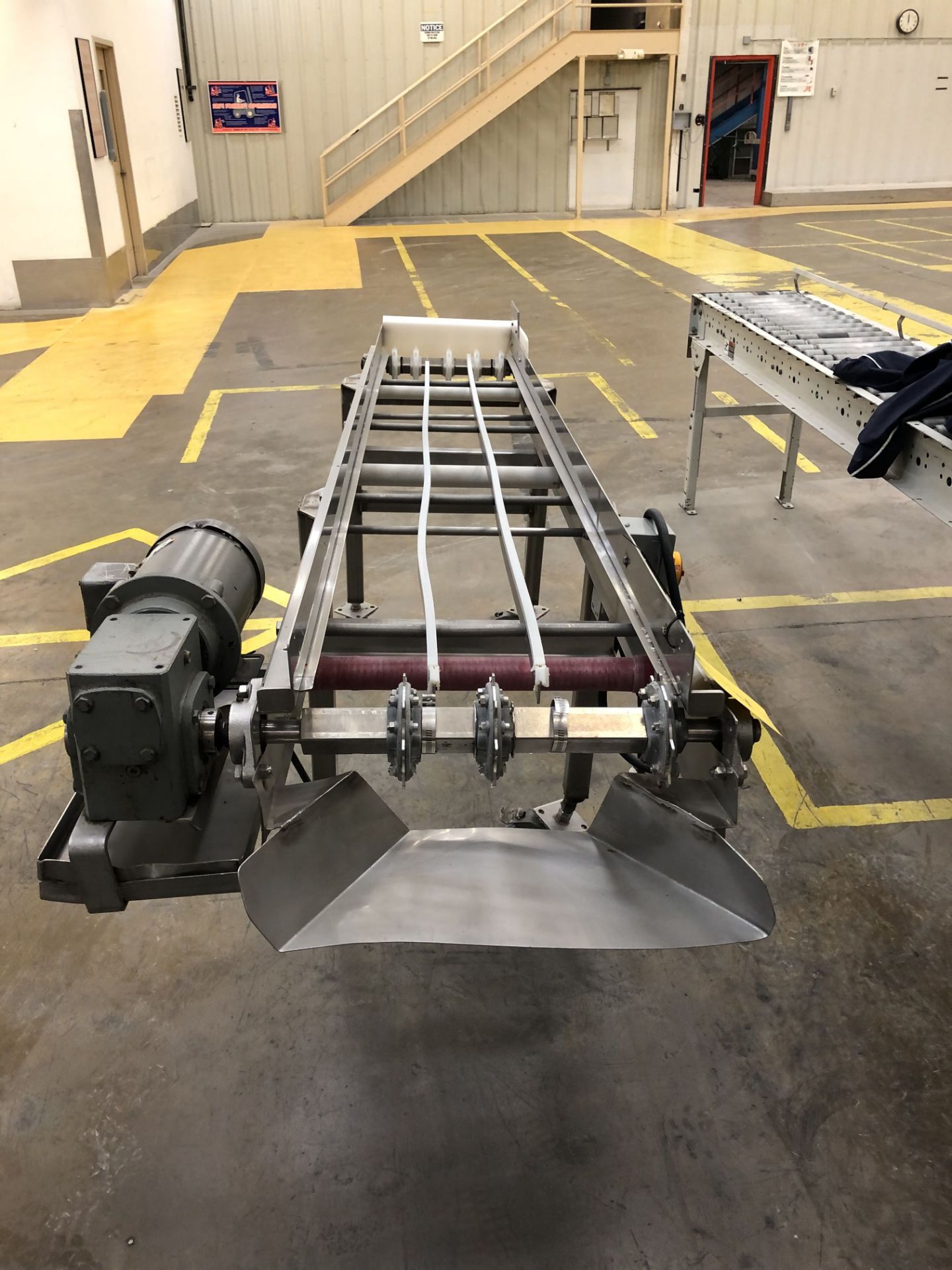 Material Handling Conveyor, Rigging Price: $50 - Image 2 of 4