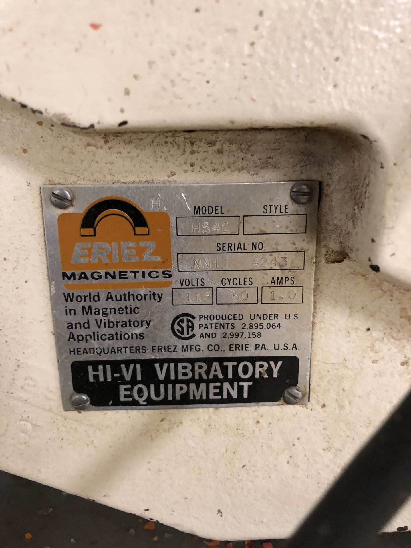 Eriez Magnetics HI-VI Vibrating Sifter, Model #HS42, S/N #NN11-4243, Rigging Price: $75 - Image 5 of 6