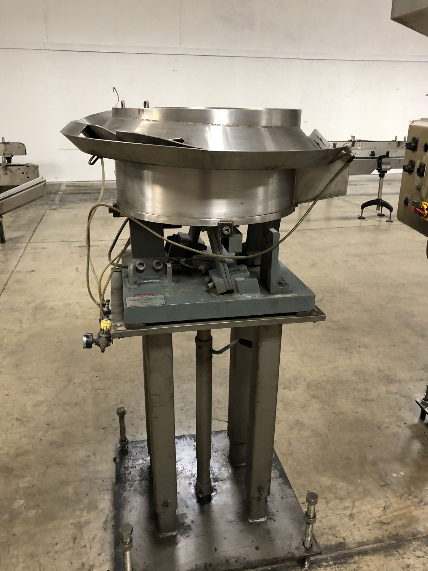 ELF Cap Feeding Machine, Model #CF53221, S/N #940648 - Image 4 of 6