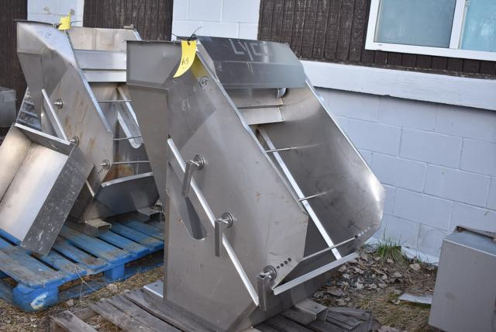 Lyco Stainless Steel Chute Hopper | Required Rigging and Loading Fee: $50