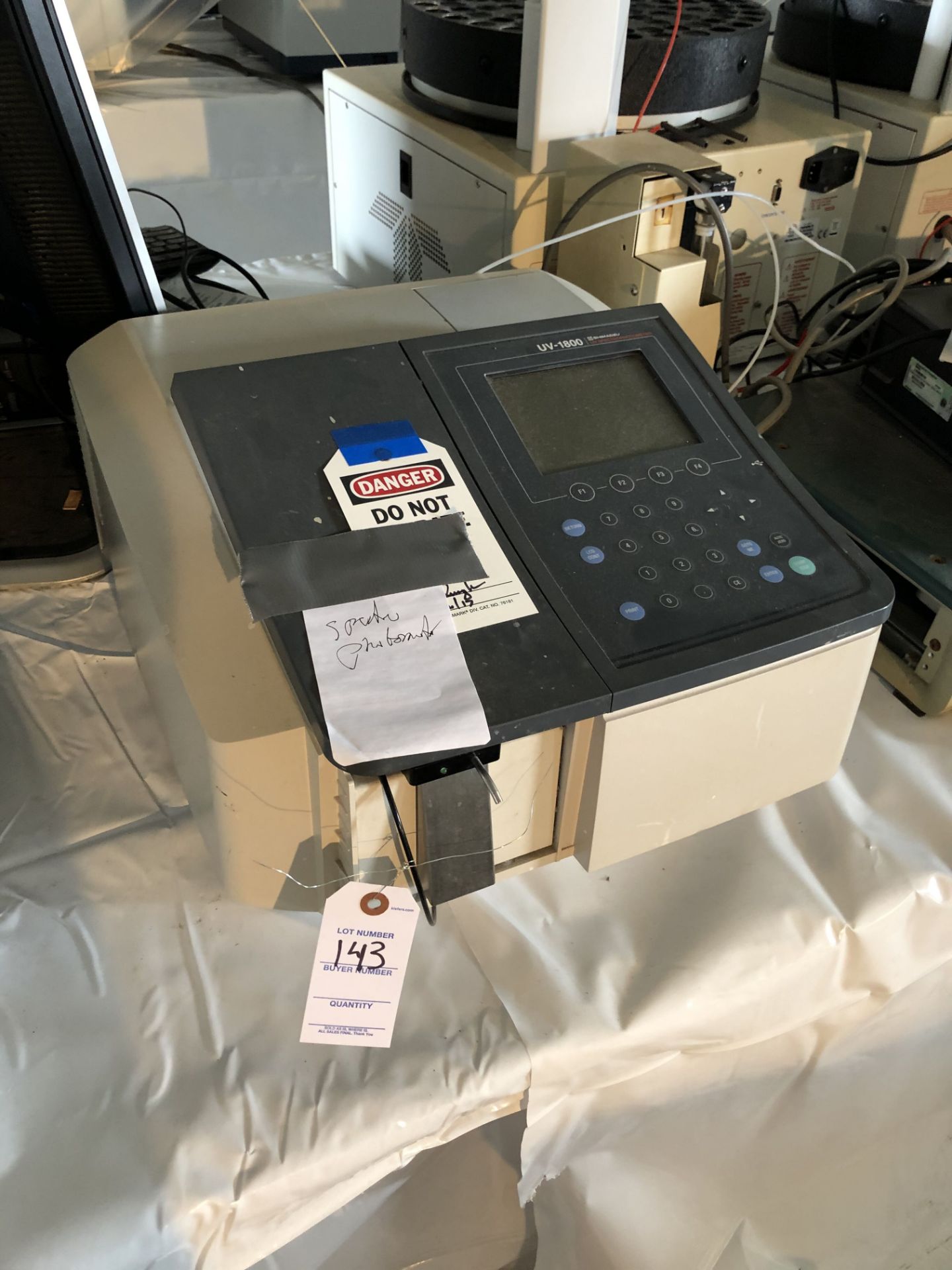 Shimadzu UV Spectrophotometer UV-1800