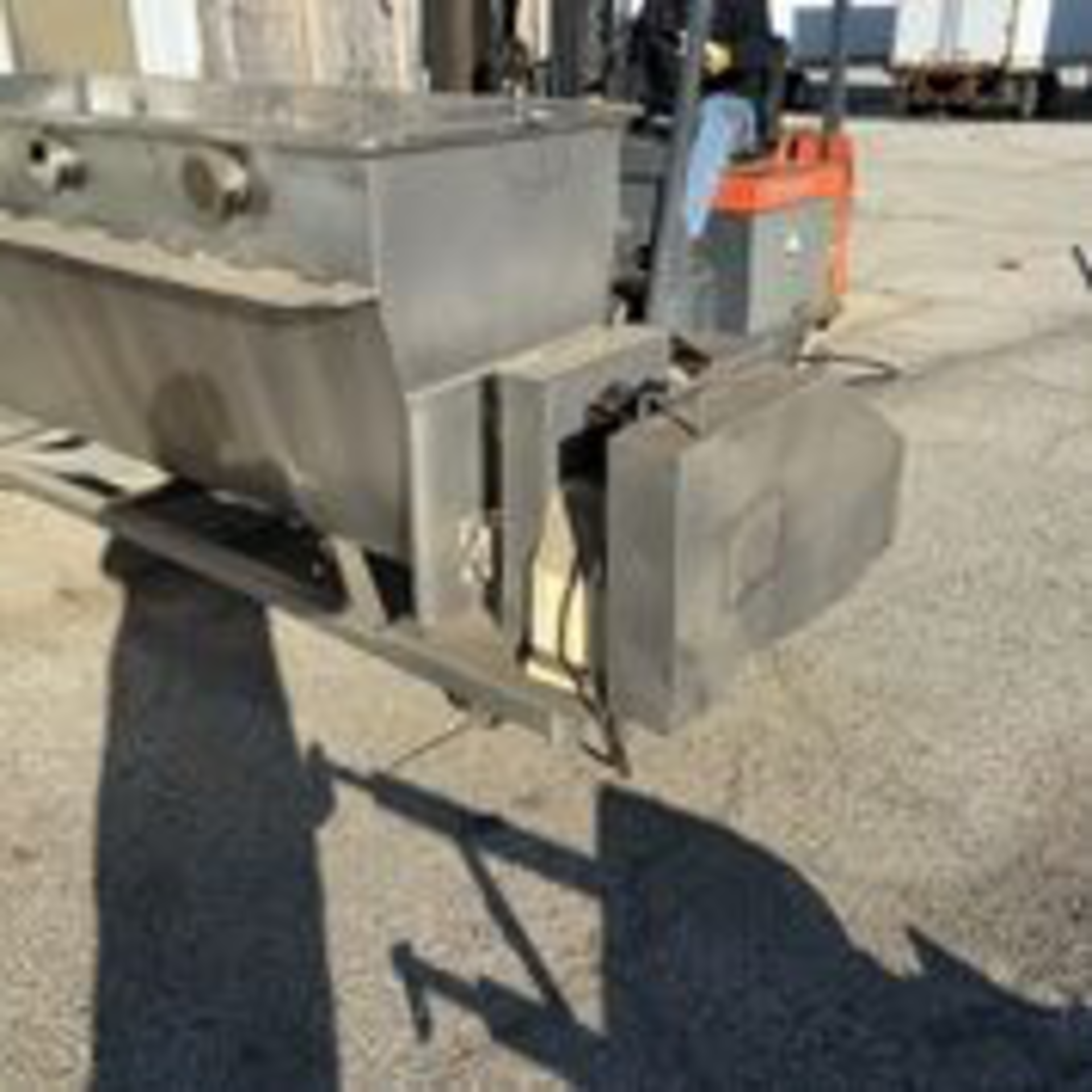 Twin Screw Mixer Feeder Stainless Construction. LOADING FEE $200 - Image 4 of 11