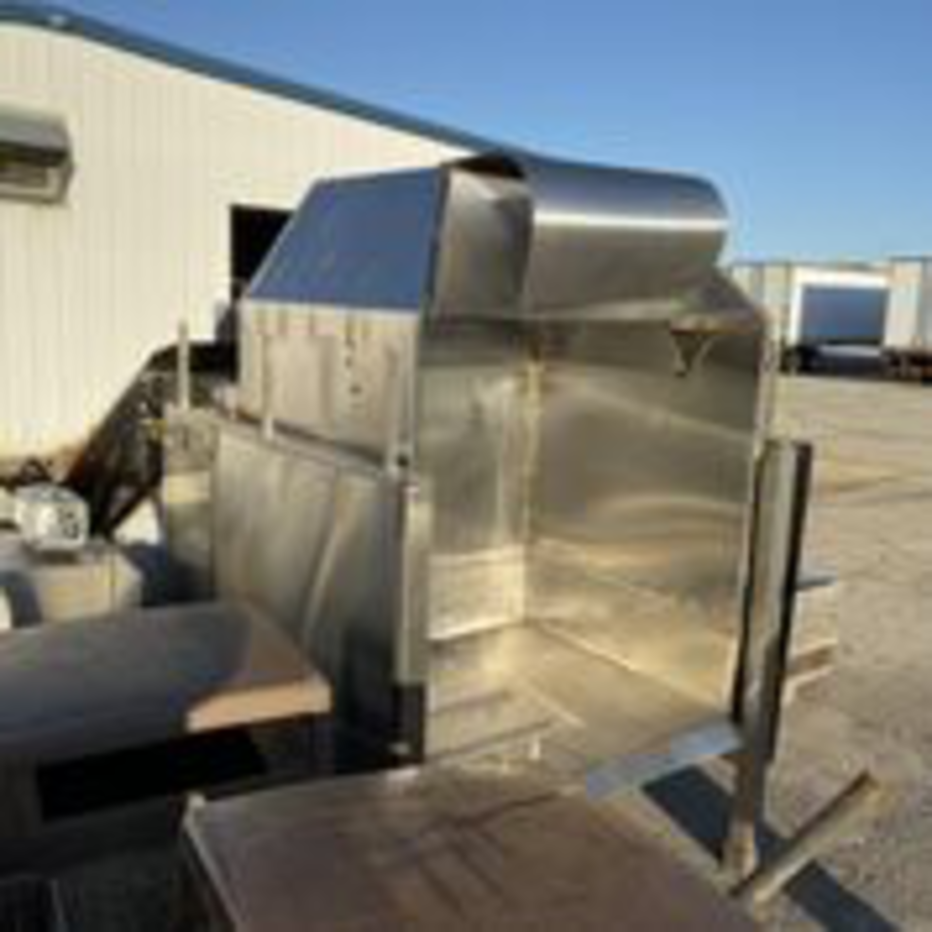 Sidel Bin Box. LOADING FEE $200 - Image 3 of 3