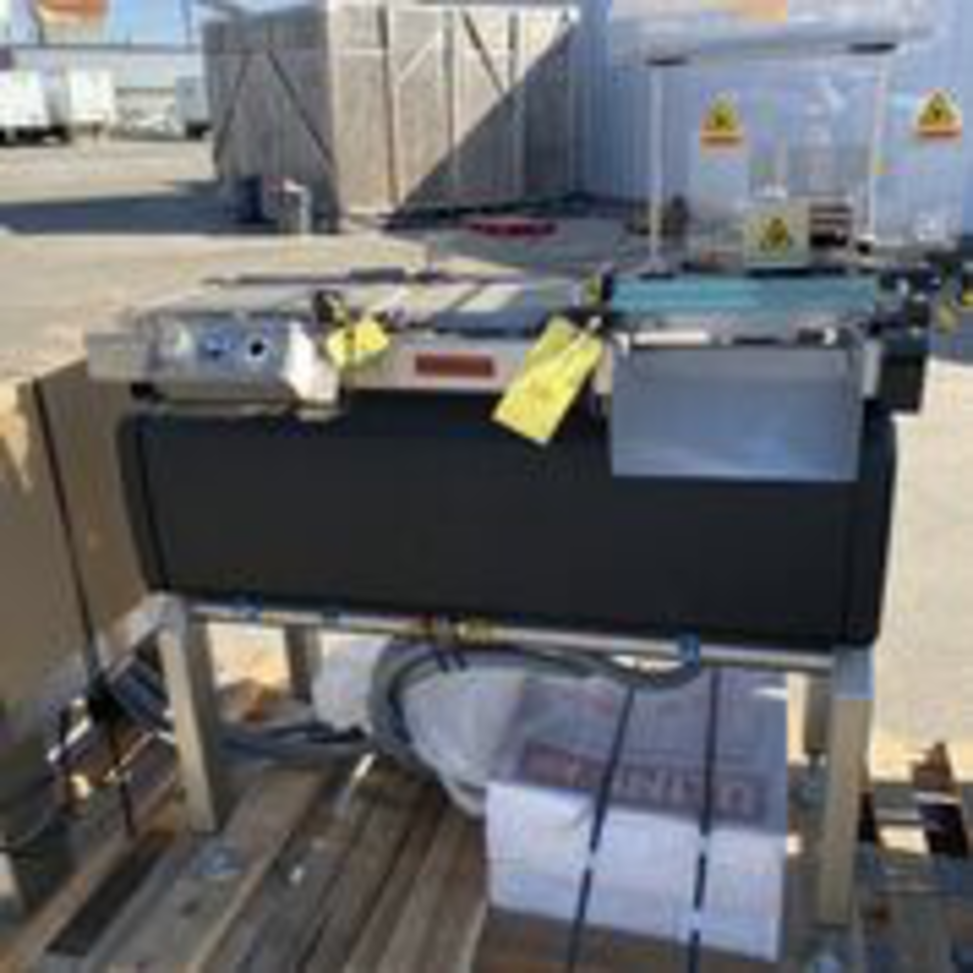 Mettler Toledo Metal Checkweigher. LOADING FEE $100 - Image 2 of 6