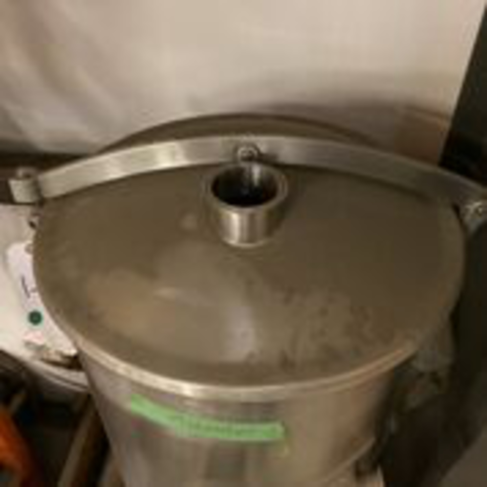 Stainless Single Wall Tank Center Discharge Closed Top. LOADING FEE $150 - Image 2 of 3