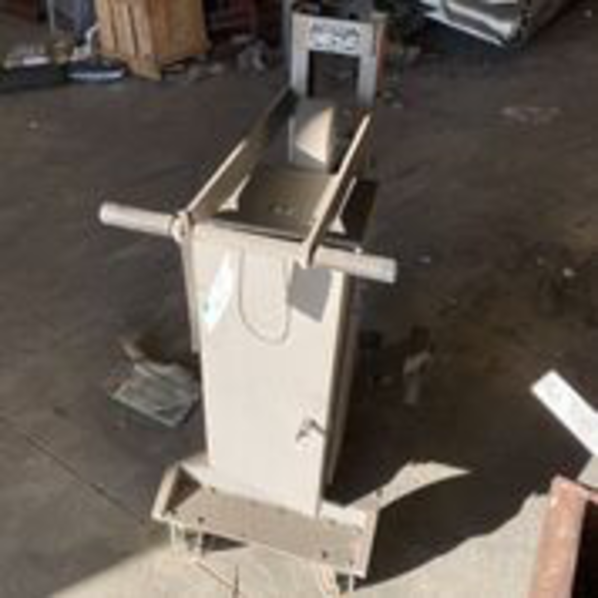 Easy Lift Equipment Model EL650DCSLSPS8 Barrel Lift 650 LB Capacity. LOADING FEE $25 - Image 5 of 5