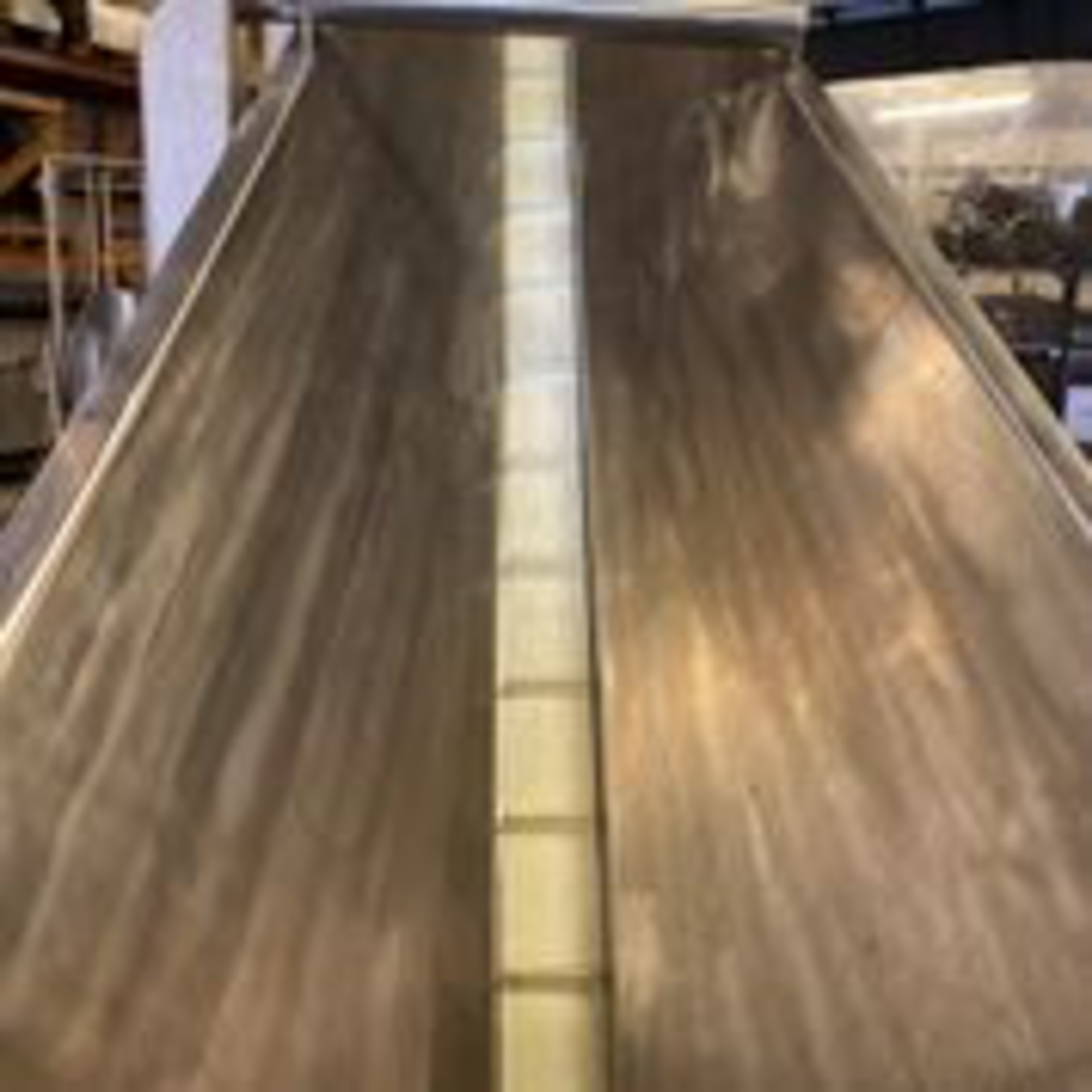 Incline Cleated Belt Conveyor. LOADING FEE $300 - Image 7 of 8