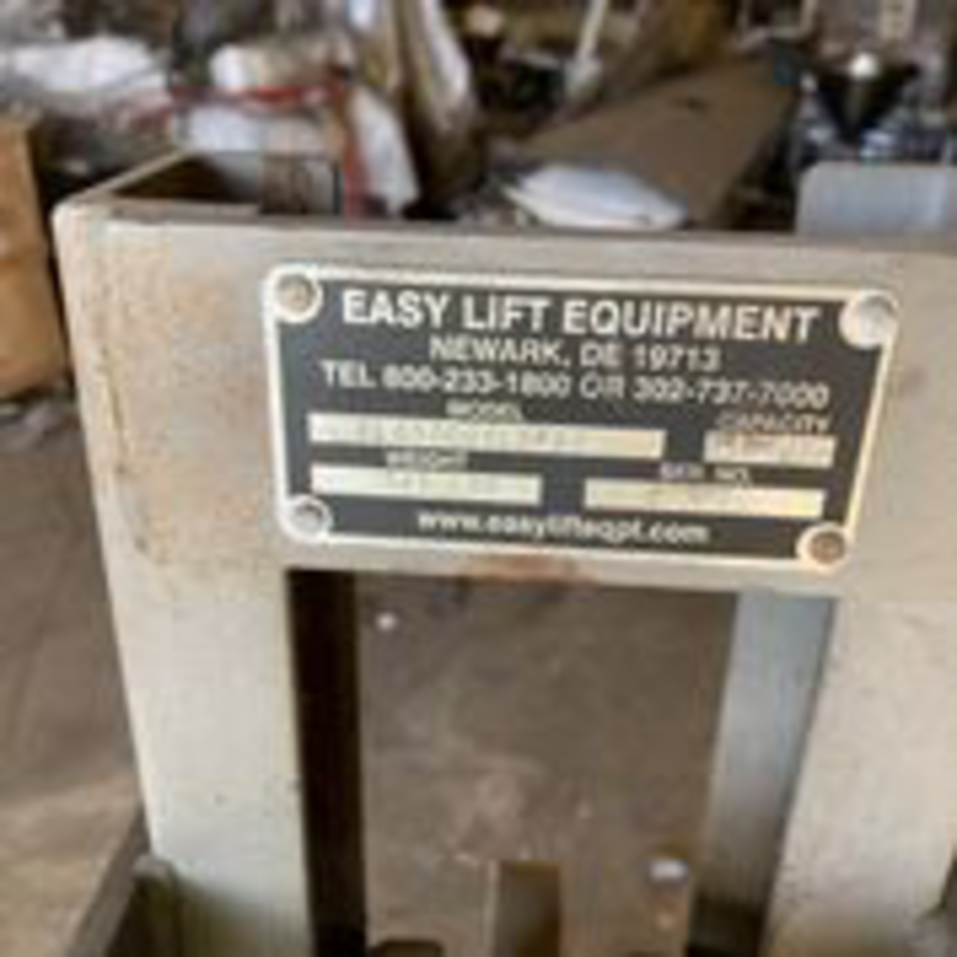 Easy Lift Equipment Model EL650DCSLSPS8 Barrel Lift 650 LB Capacity. LOADING FEE $25 - Image 2 of 5