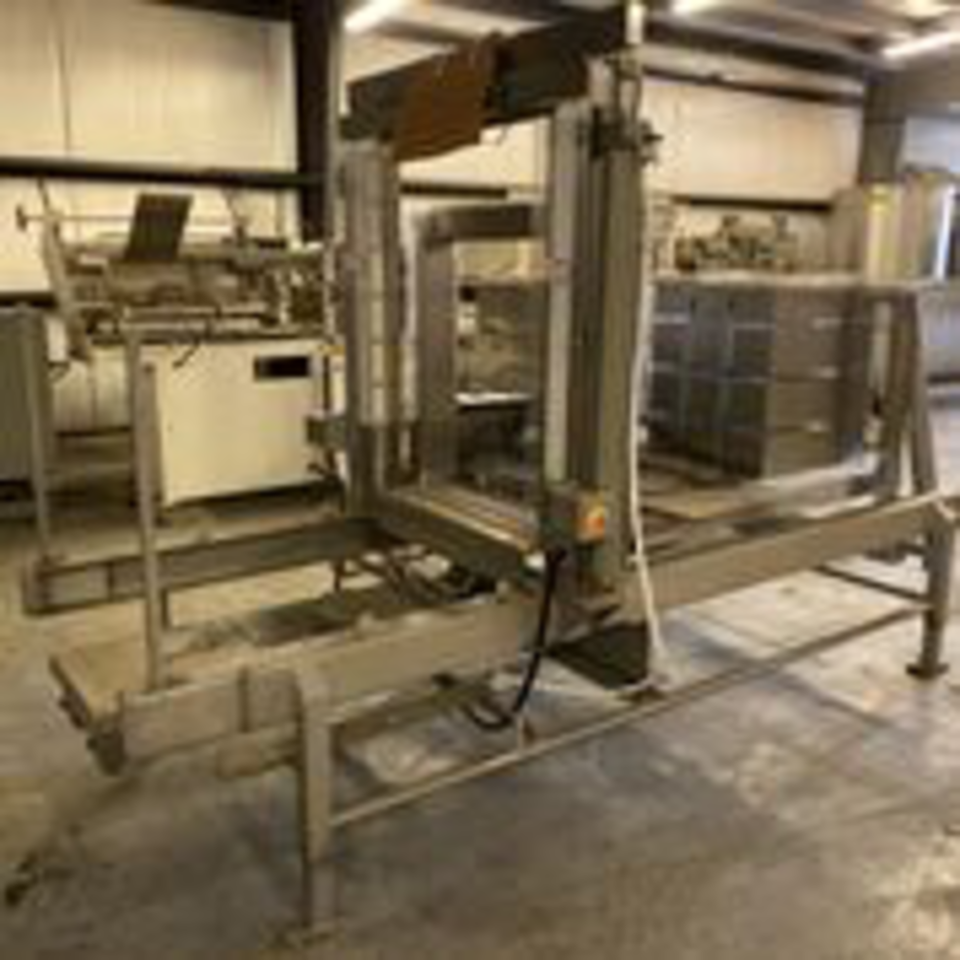 Marchant Schmidt Model MS1132001 S/N 2597 Cheese Block Cutter. LOADING FEE $200 - Image 2 of 6