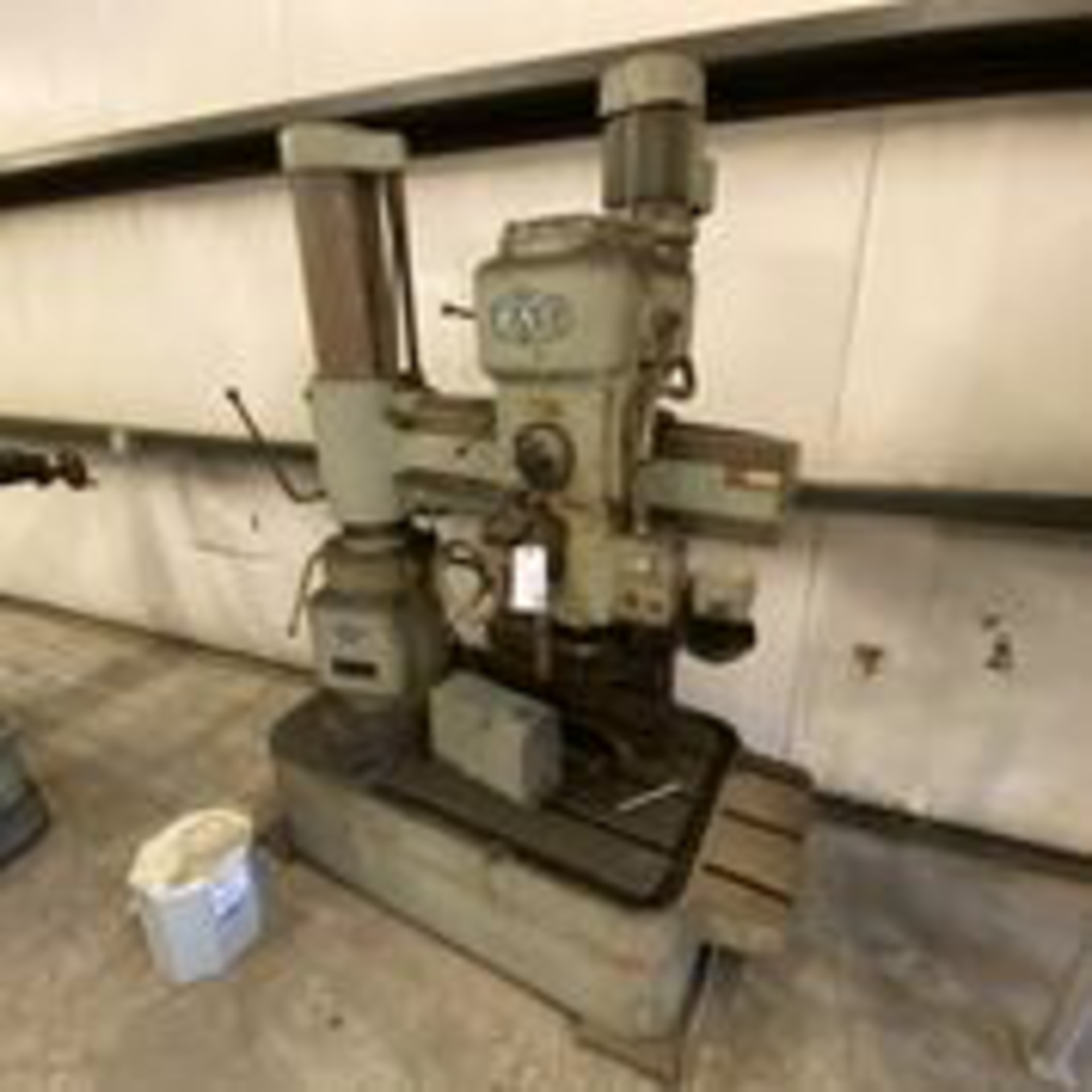 MAS VR2 S/N 4188 Radial Arm Drill. LOADING FEE $300 - Image 10 of 10