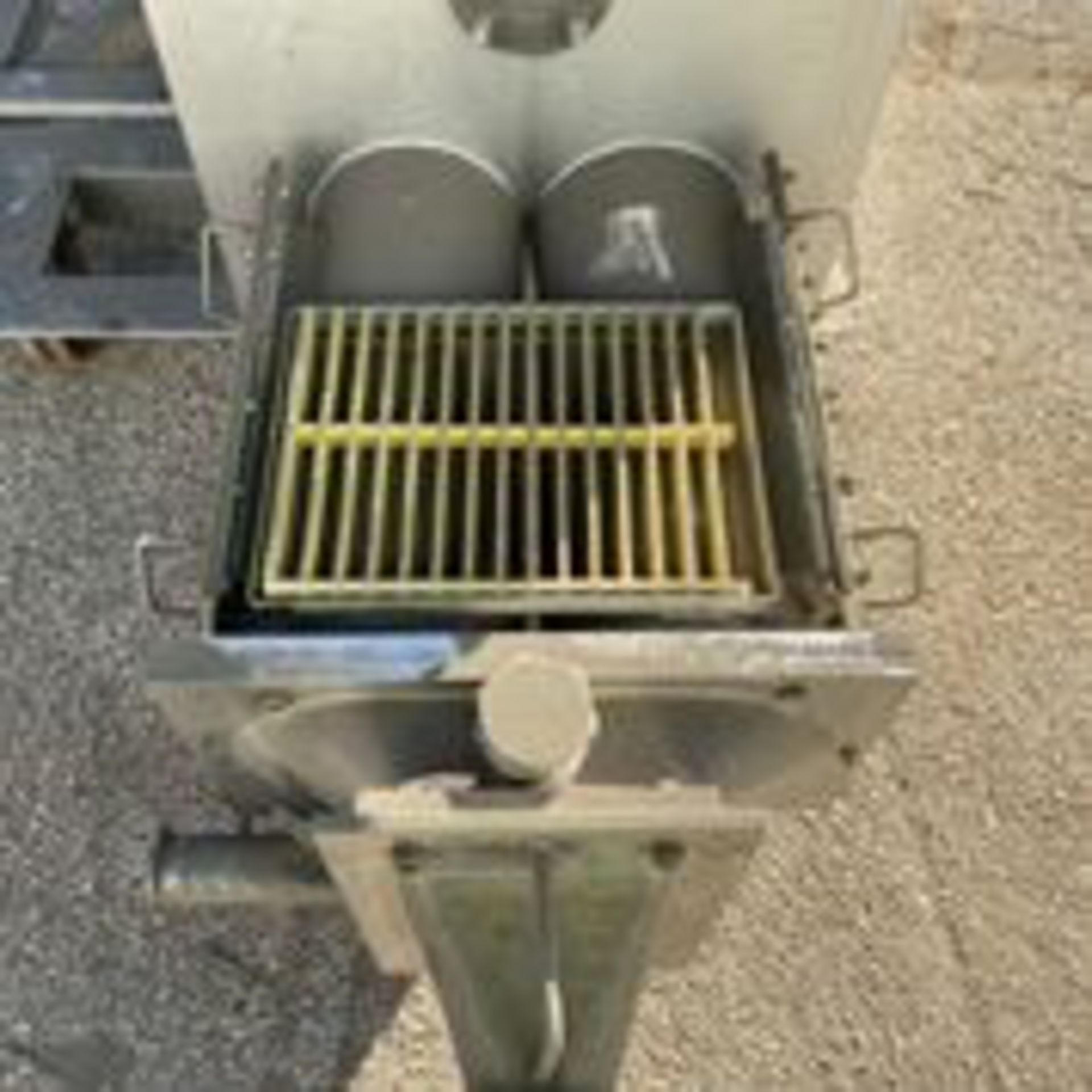 Twin Screw Mixer Feeder Stainless Construction. LOADING FEE $200 - Image 7 of 11