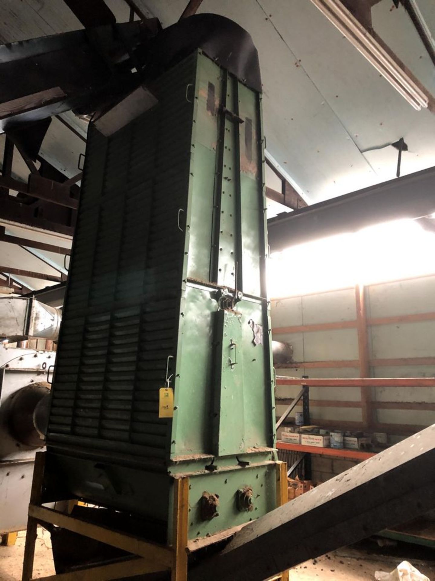 Located: Vincennes, IN -- CPM 2GA3 vertical cooler rated at up to 15-18 tons/hr , loading fee $