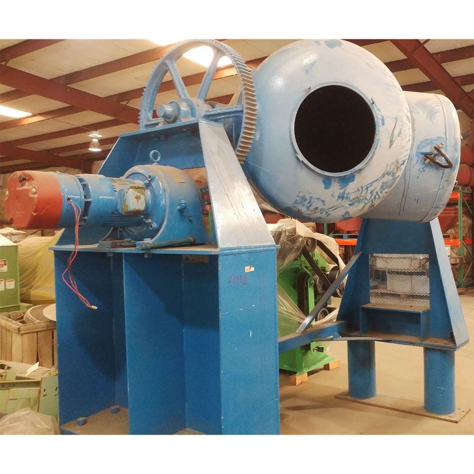 Located: Tyler, TX -- Large V Blender, load out fee $100 ***Note from Auctioneer: Loading Fees as