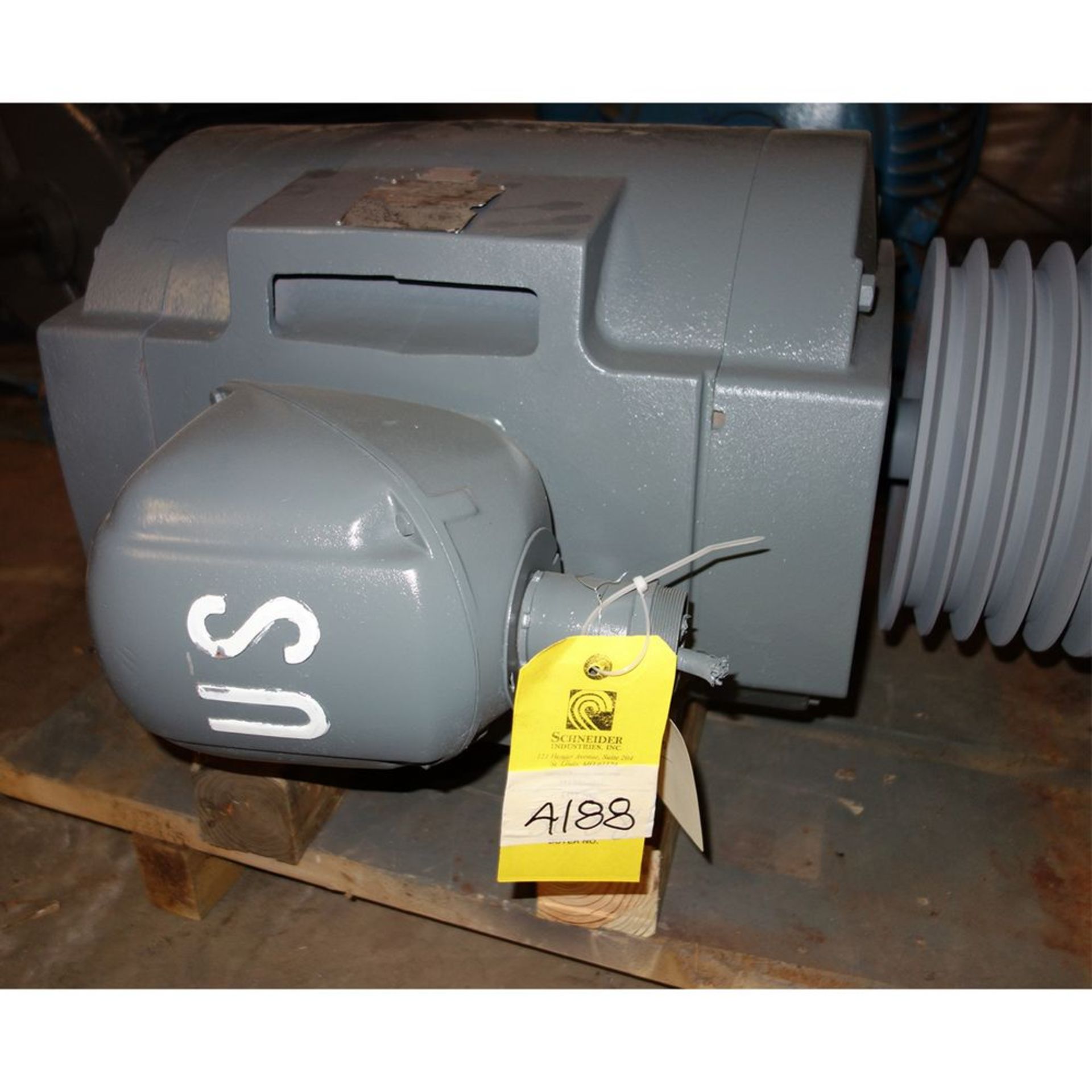 Located: Tyler, TX -- US Ekectric 60 hp motor 364T 230/460 1800rpm, load out fee $10 ***Note from