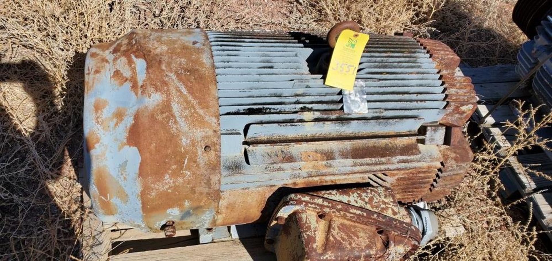Located in Canon City, CO -- Pacemaker 250hp 1785rpm 230/460v 449Z loading fee $100 ***Note from