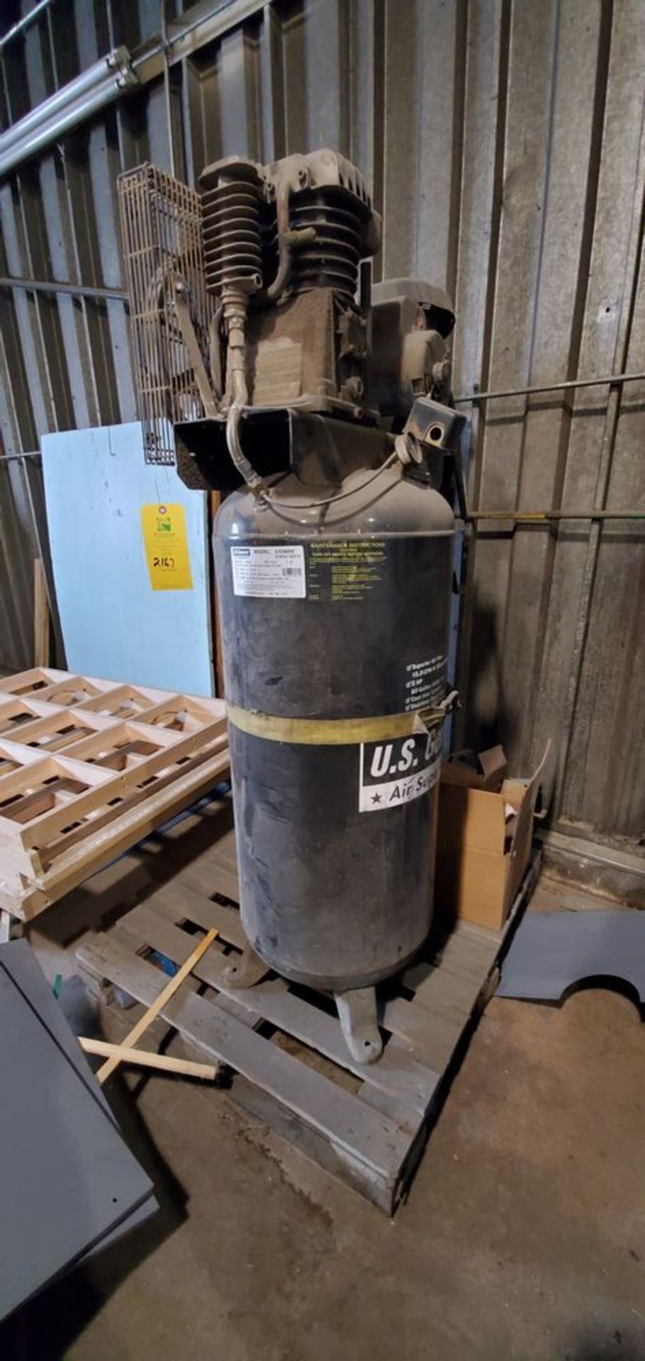 Located in Canon City, CO -- Lot: 2 US General US660V Air Compressor 3.5hp 12.35 acfm at 100psi