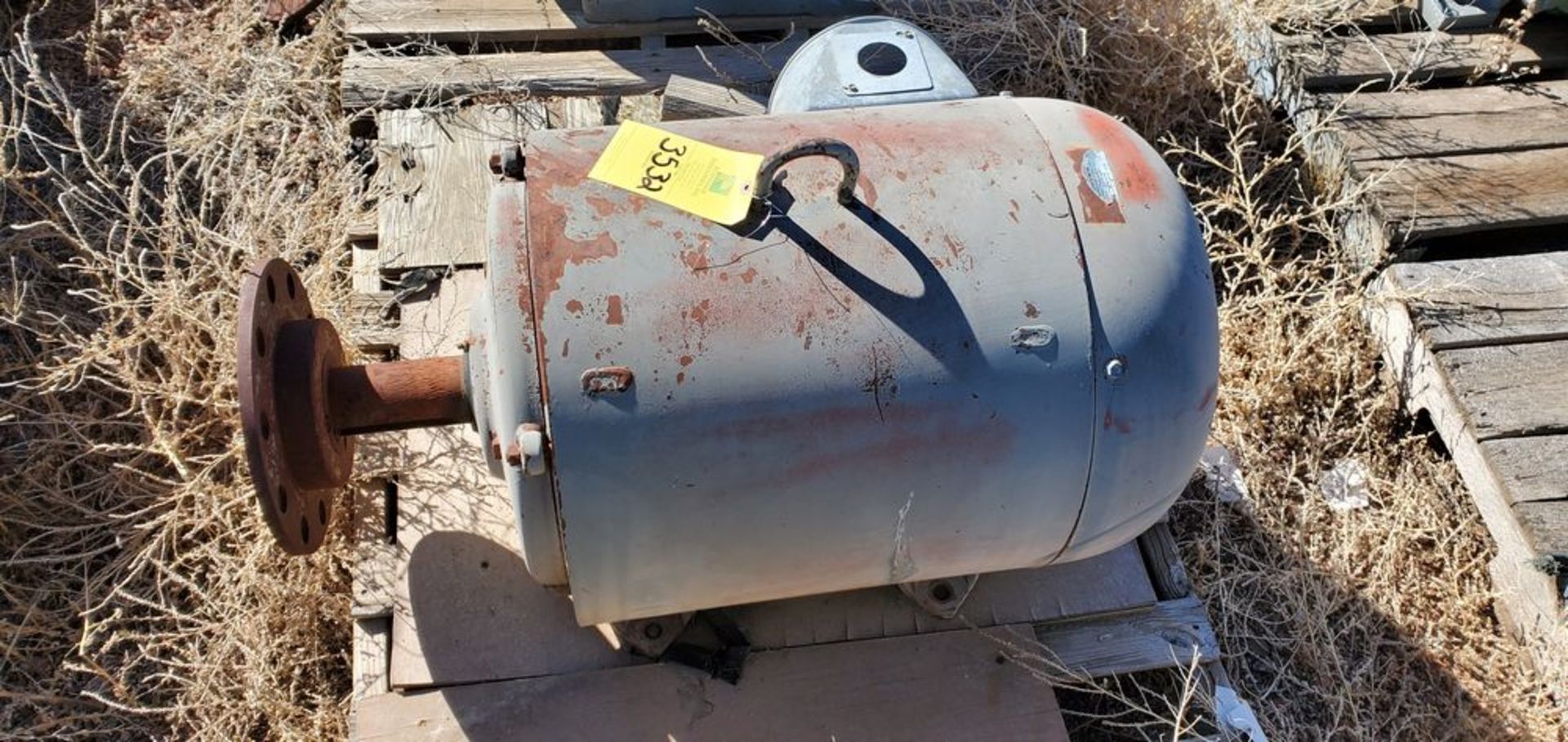 Located in Canon City, CO -- Baldor 100hp 1175rpm 575v 405T loading fee $100 ***Note from - Image 2 of 3