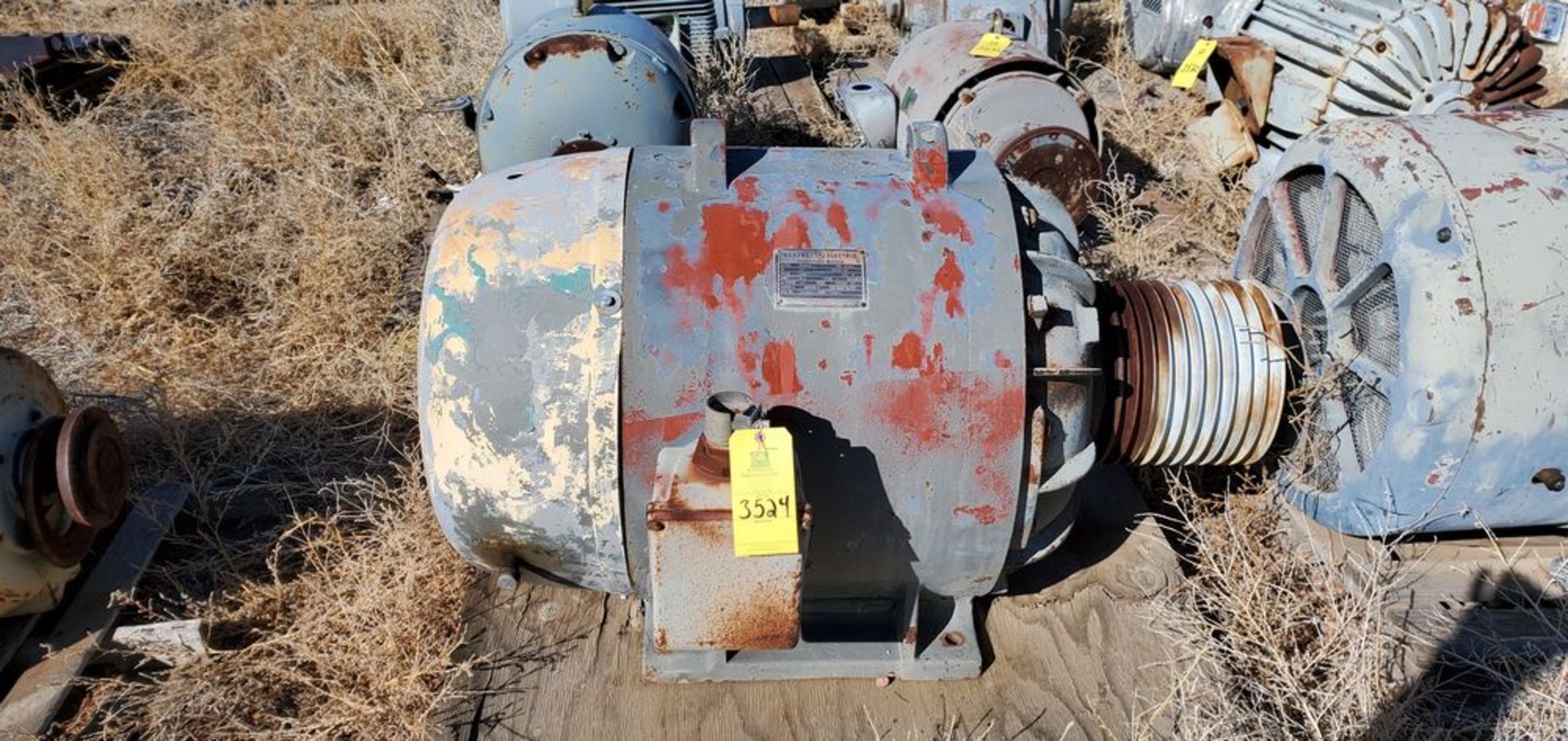 Located in Canon City, CO -- GE 100hp 1185rpm 550v 584 loading fee $500 ***Note from Auctioneer: