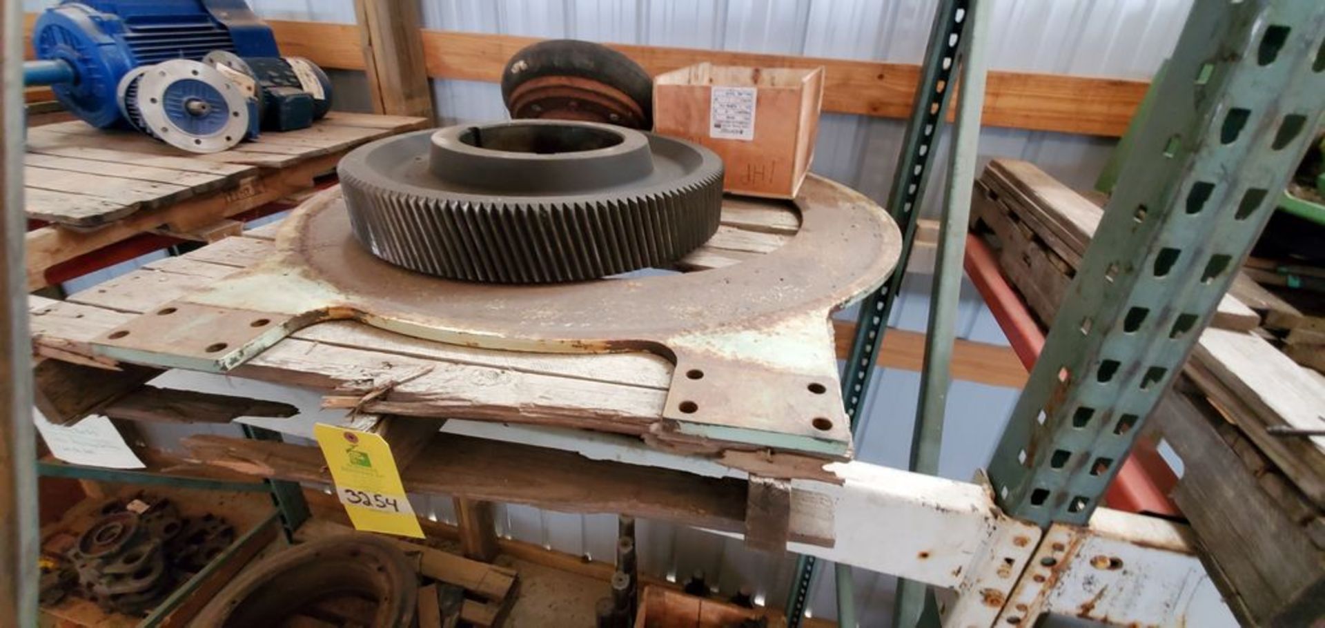 Located in Canon City, CO -- LOT: CPM Bull Gear, CPM 16" backplate, and coupling, loading fee $
