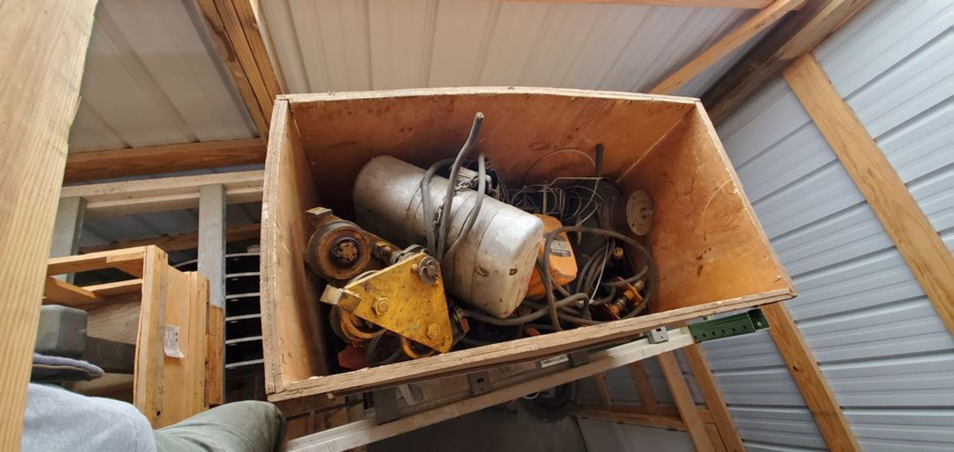 Located in Canon City, CO -- Lot: Misc electric hoists loading fee $50 ***Note from Auctioneer: - Image 3 of 3