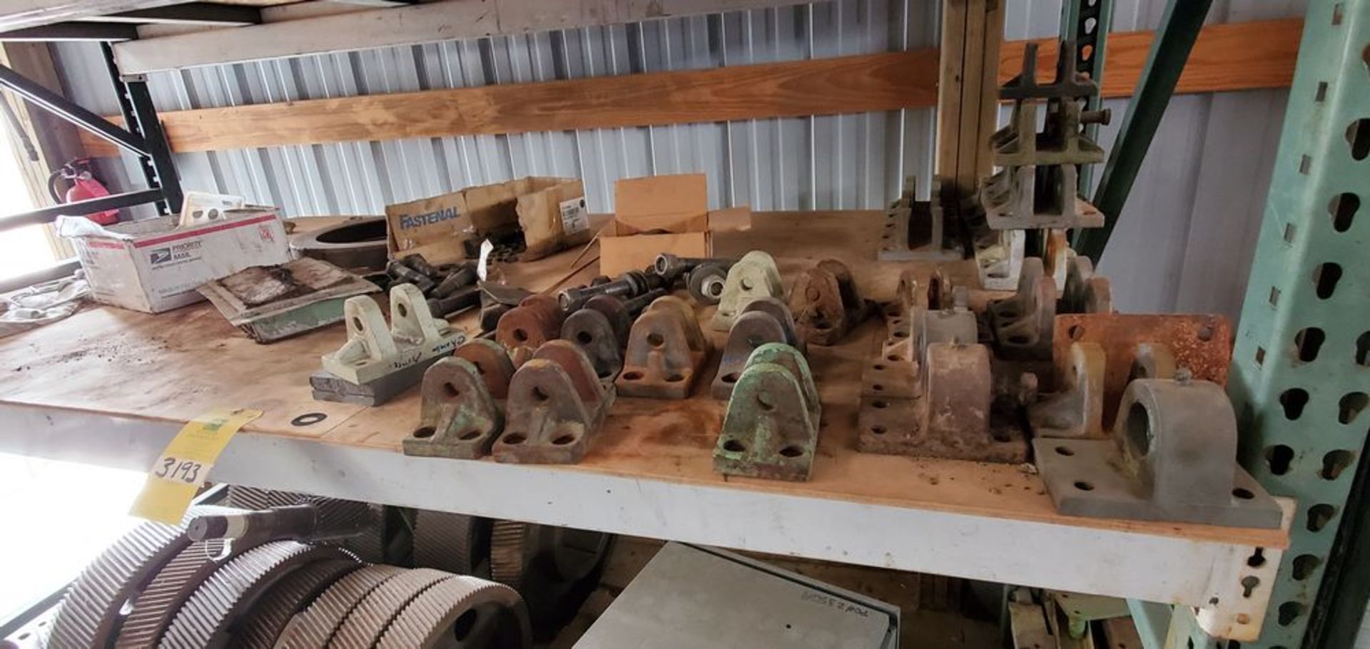 Located in Canon City, CO -- Lot: Various hinges from CPM pellet mills and 1 magnet loading fee $ - Image 2 of 4