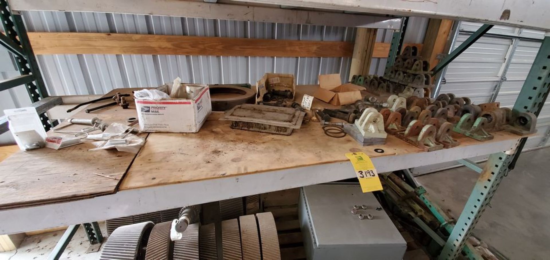 Located in Canon City, CO -- Lot: Various hinges from CPM pellet mills and 1 magnet loading fee $