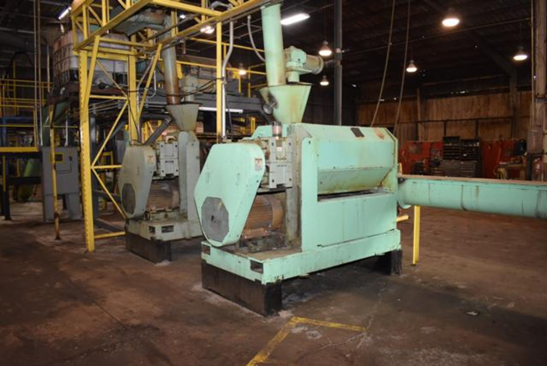 Insta-Pro Model 4500 Press, Includes Feeder and Crammer, 50 HP Motor. LOADING FEE: $3000