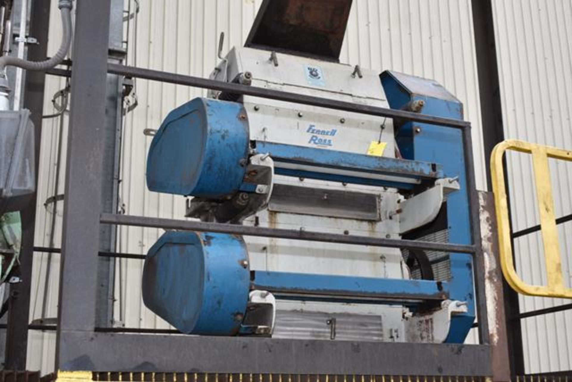 Ferrell Ross Model 2HI Roller Mill, 10" x 30" Size, 25 HP Motor. LOADING FEE: $2500 - Image 3 of 3