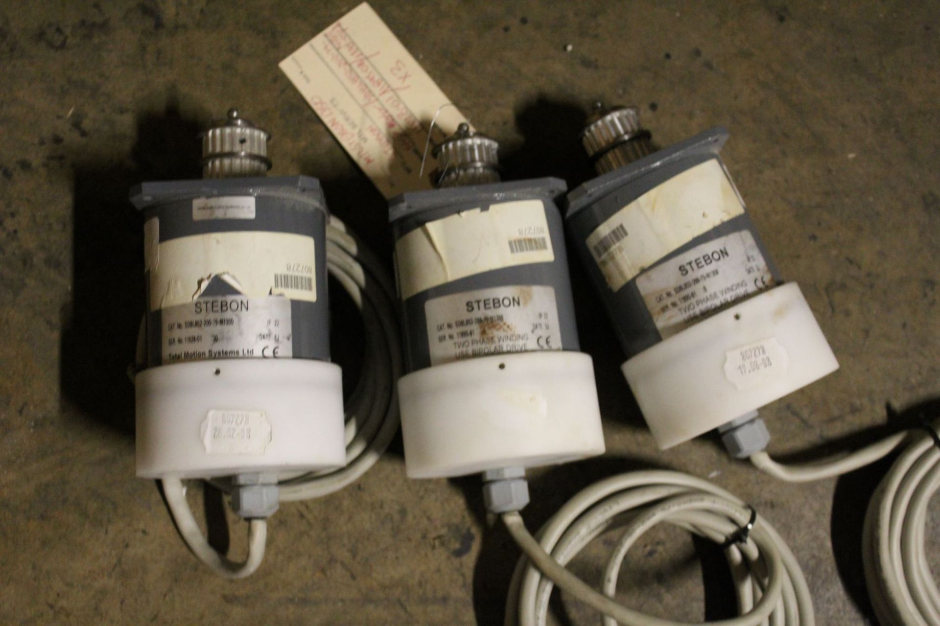 Stepbord Step Motor, Model# sd8l852-200-79-n1350, Item# mtlstebon1350, Located in: Gainsville, GA