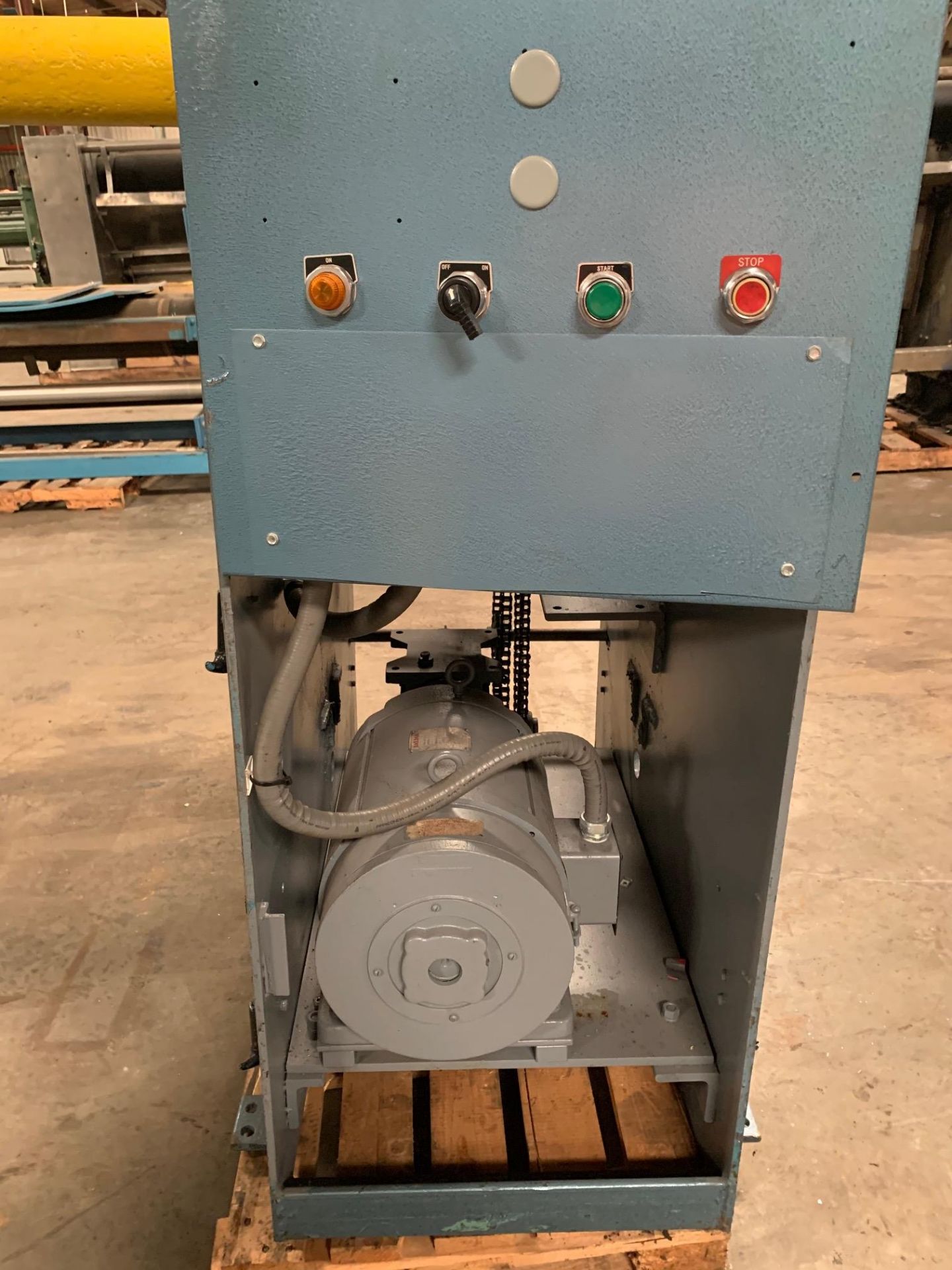 SCTM Winding and unwinding Machine serial Number 0150 17551 5hp 220 volts. Follower card and tension - Image 4 of 14