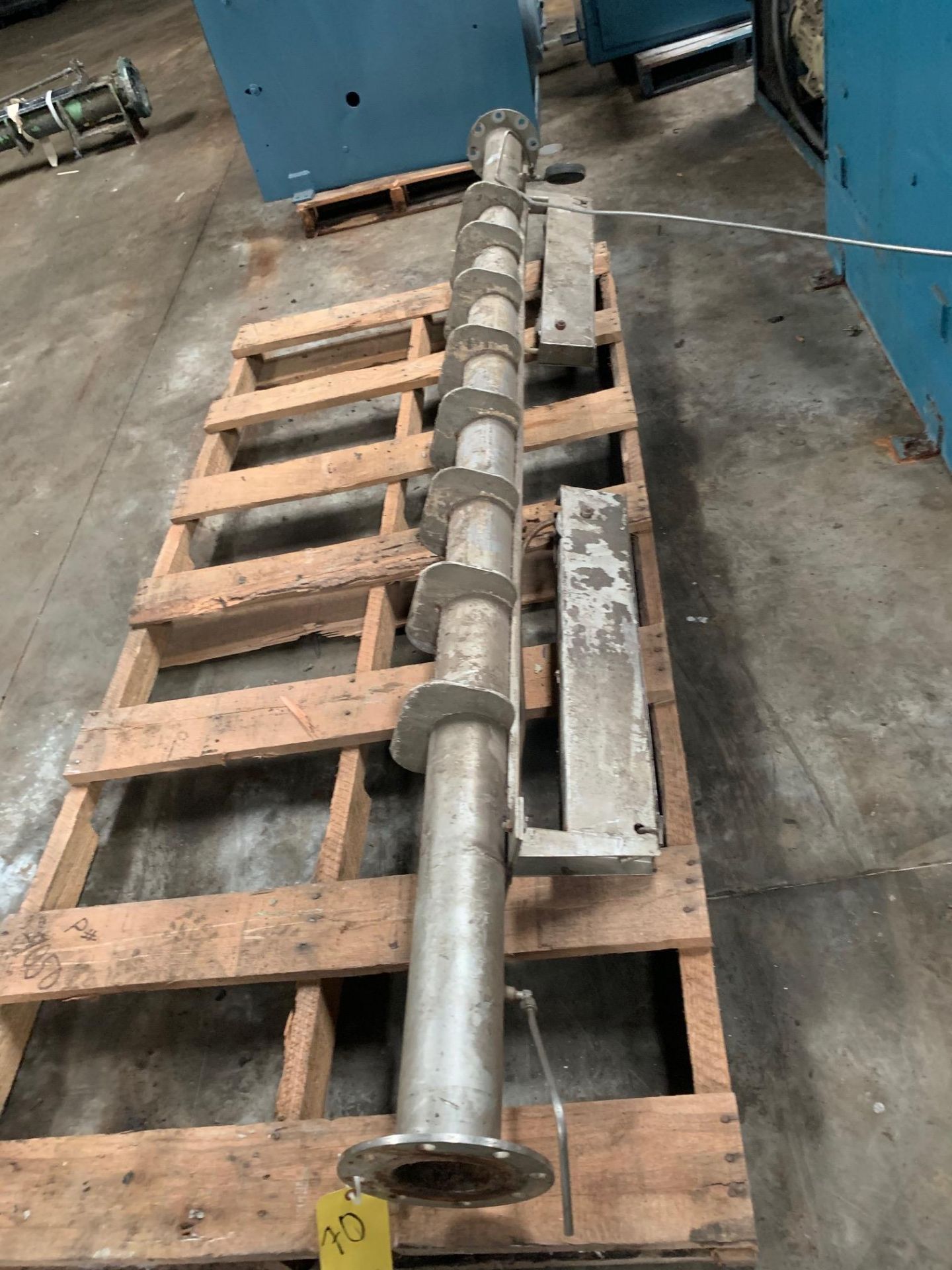 EVAC Vacuum Slash 84”, Rigging Fee: $25