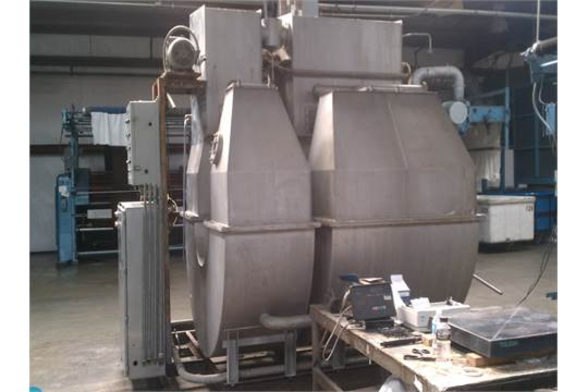 AYTC Dyeing Machine, Includes Tank, Filter, Pump and Controls.  Very Clean and GOOD CONDITION, - Image 3 of 14