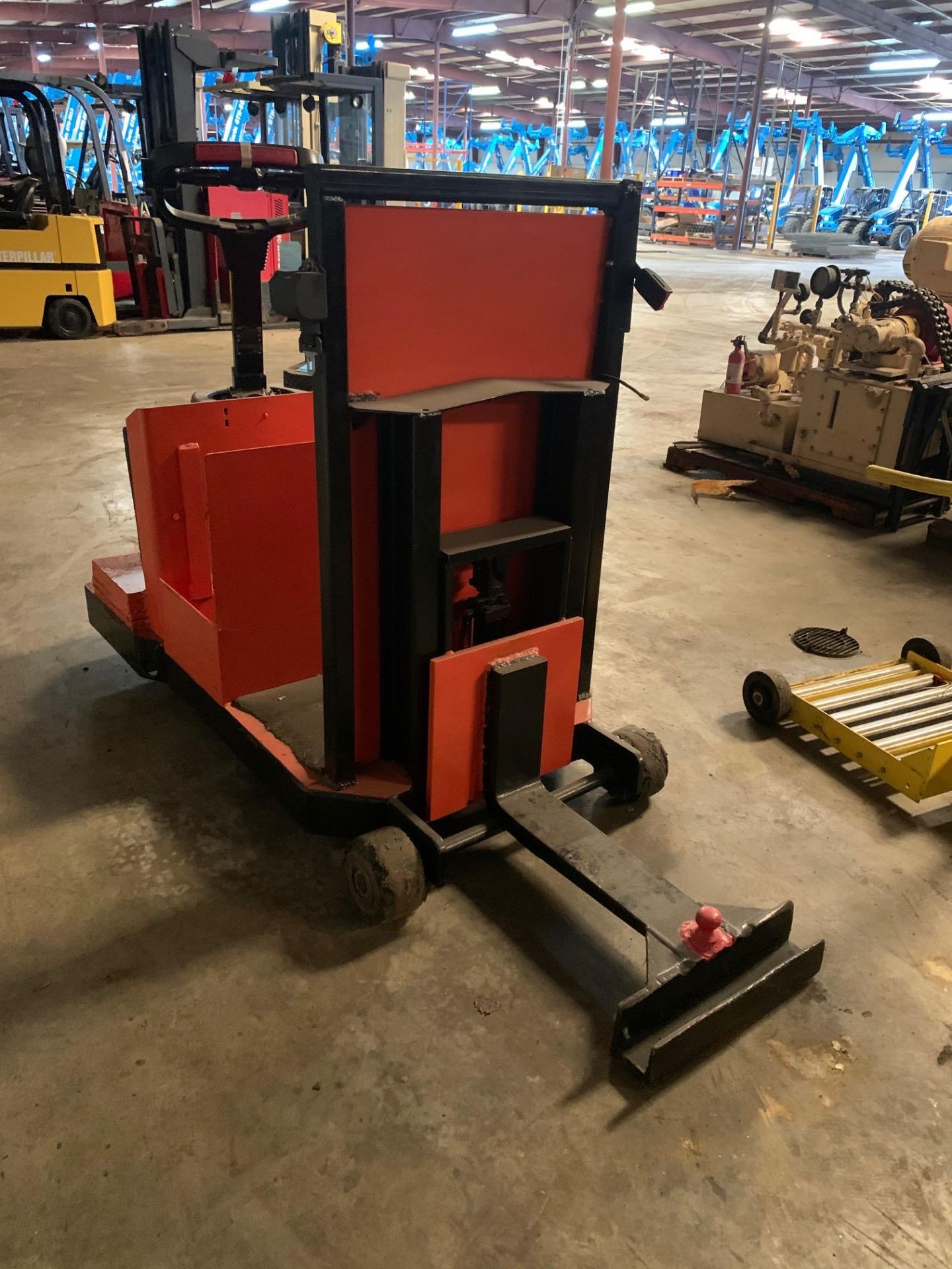 CLARK PWD 30 40 Pallet Jack A Frame Mover. 24 Volts DC, Rigging Fee: $5 - Image 2 of 9