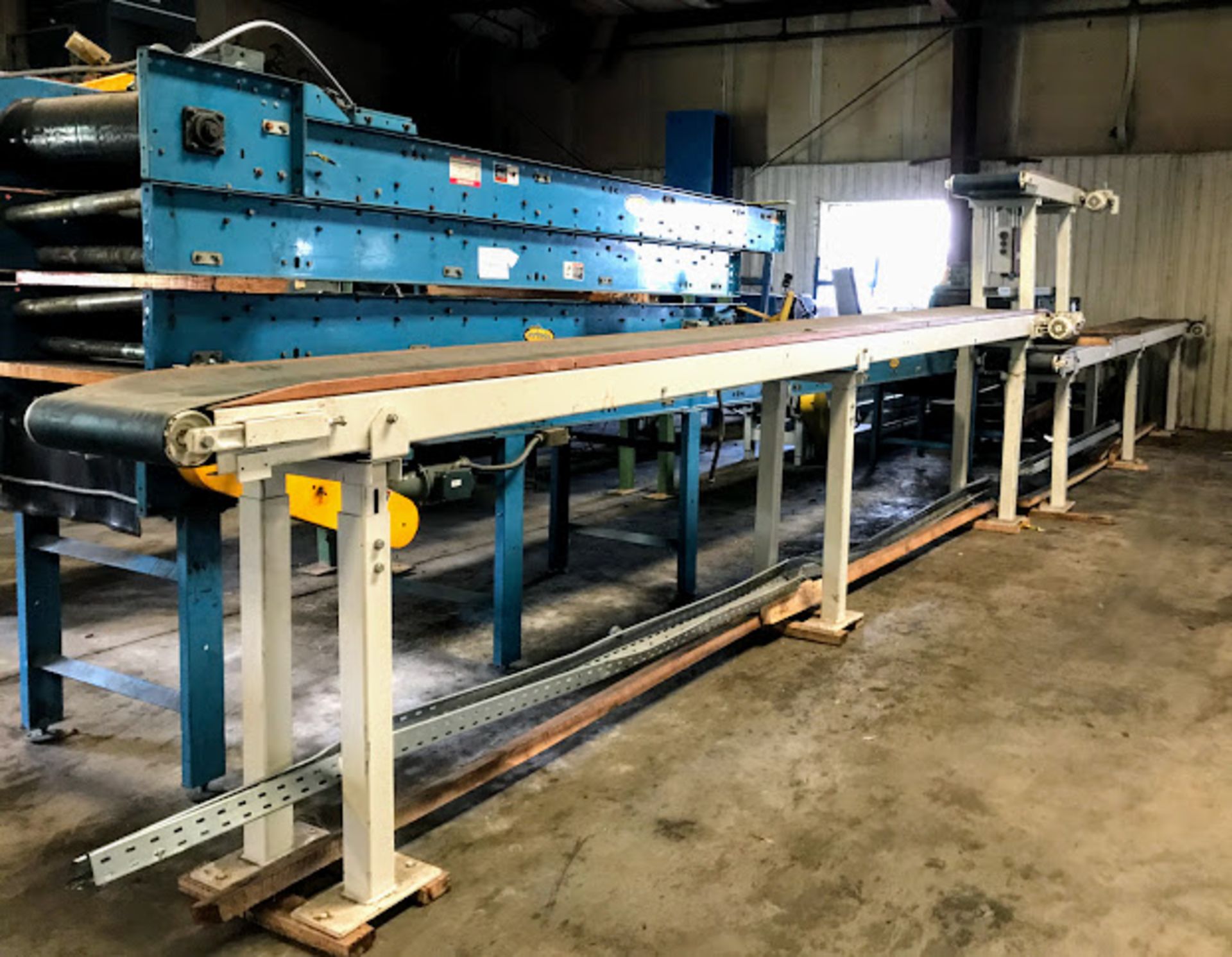 Getriebevbau Nord Conveyor Belt, (3) Pieces: (2) 20' Length x 18" Wide; (1) 6' Length x 18" Wide, - Image 2 of 13