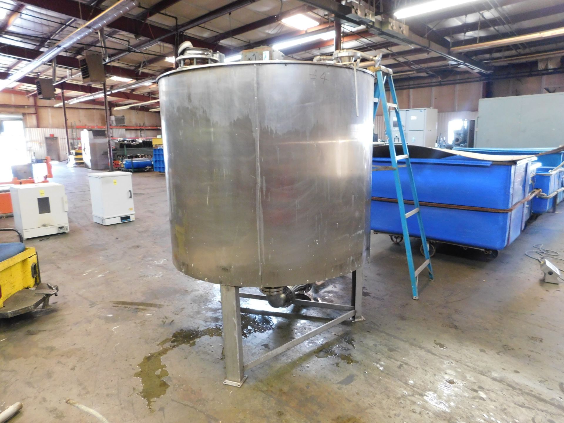 Stainless Steel Tank, 64 inches Diameter, 52.5 inches Height, Agitator/Mixer, Discharge Bottom,