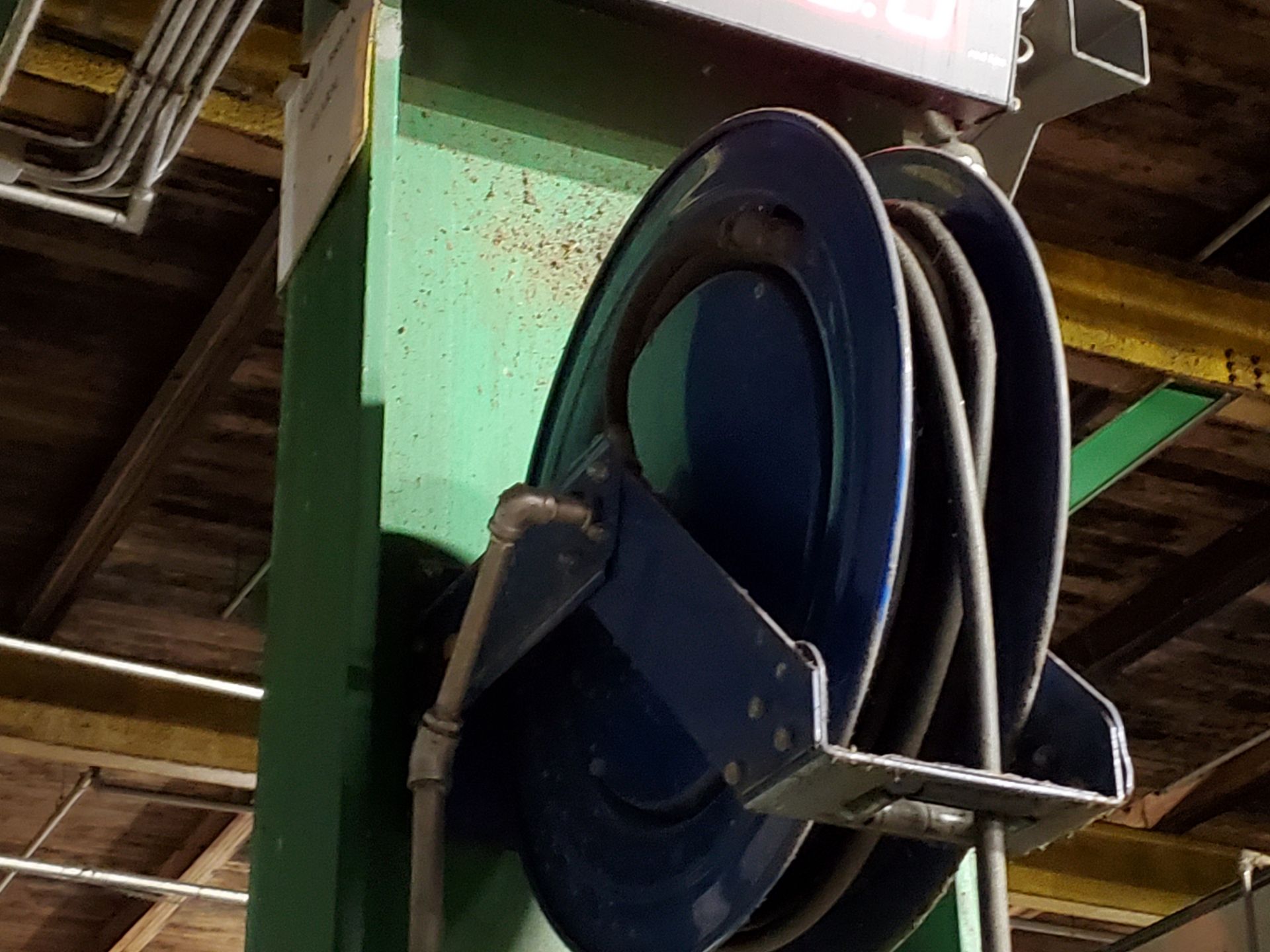 Hose Reels for air or water hoses, wall-mounted, Qty. 12 - Image 2 of 6