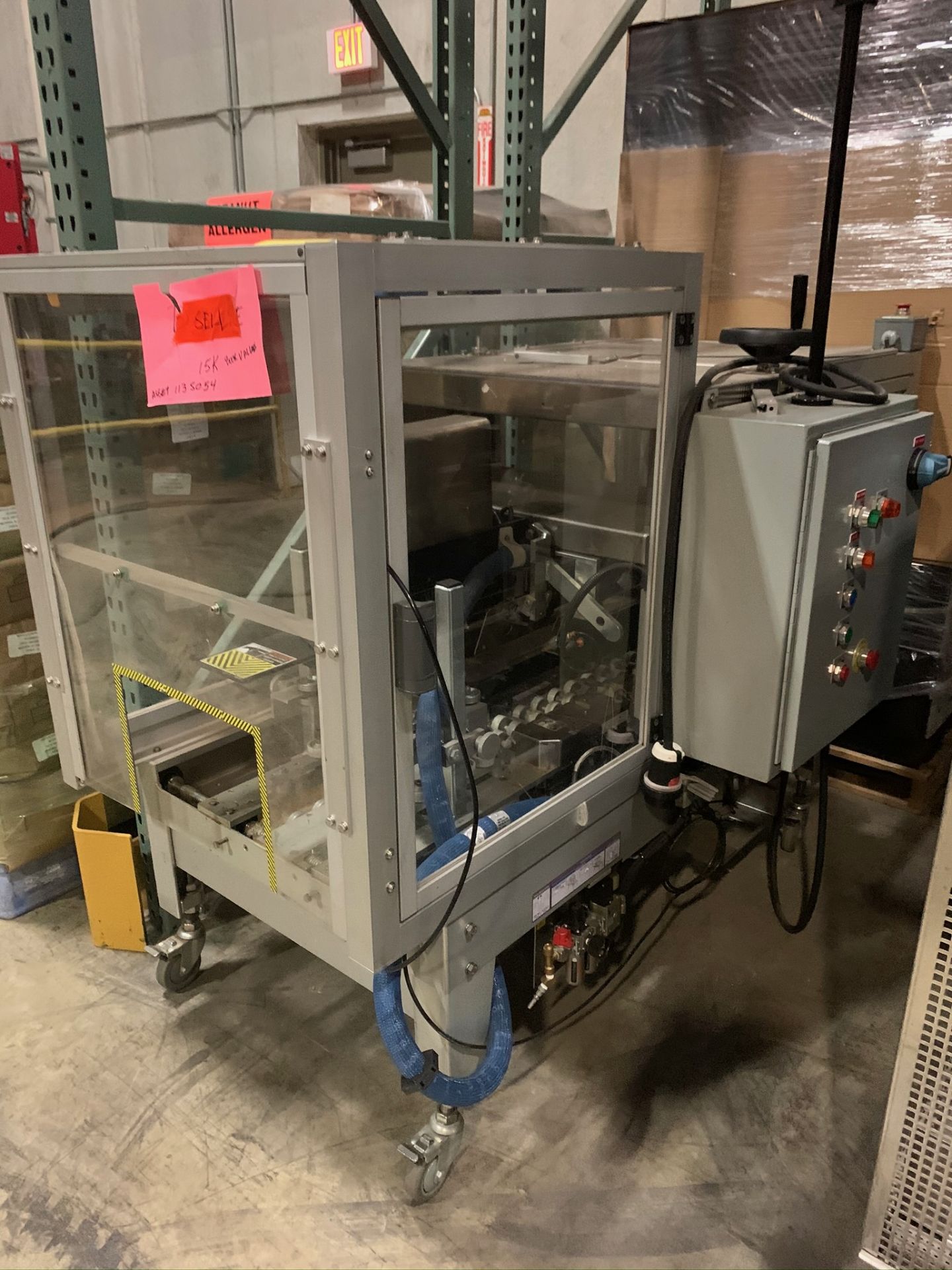 (Located in Bloomington, IL) Wexxar Bel Box Former Taper