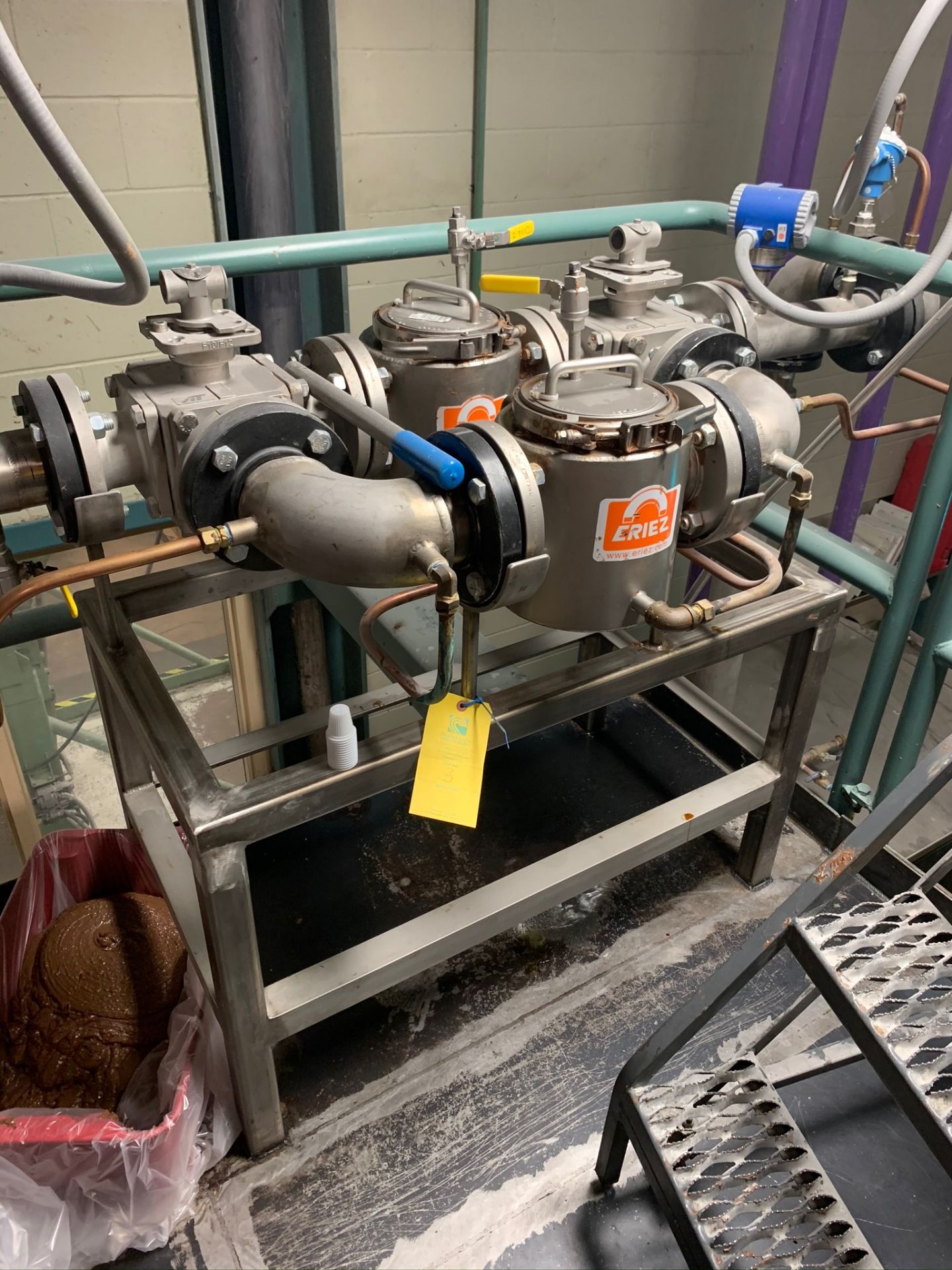 (Located in Burlington WI) Stainless Stand with 2 Eriez Inline Magnet and Valve. RIGGING FEE: $1900 - Image 5 of 5